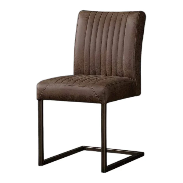 Ferro Stoel - fabric Savannah green in een sfeervolle woonkamer met houten balken en een salontafel - Tower Living - Savannah dark brown