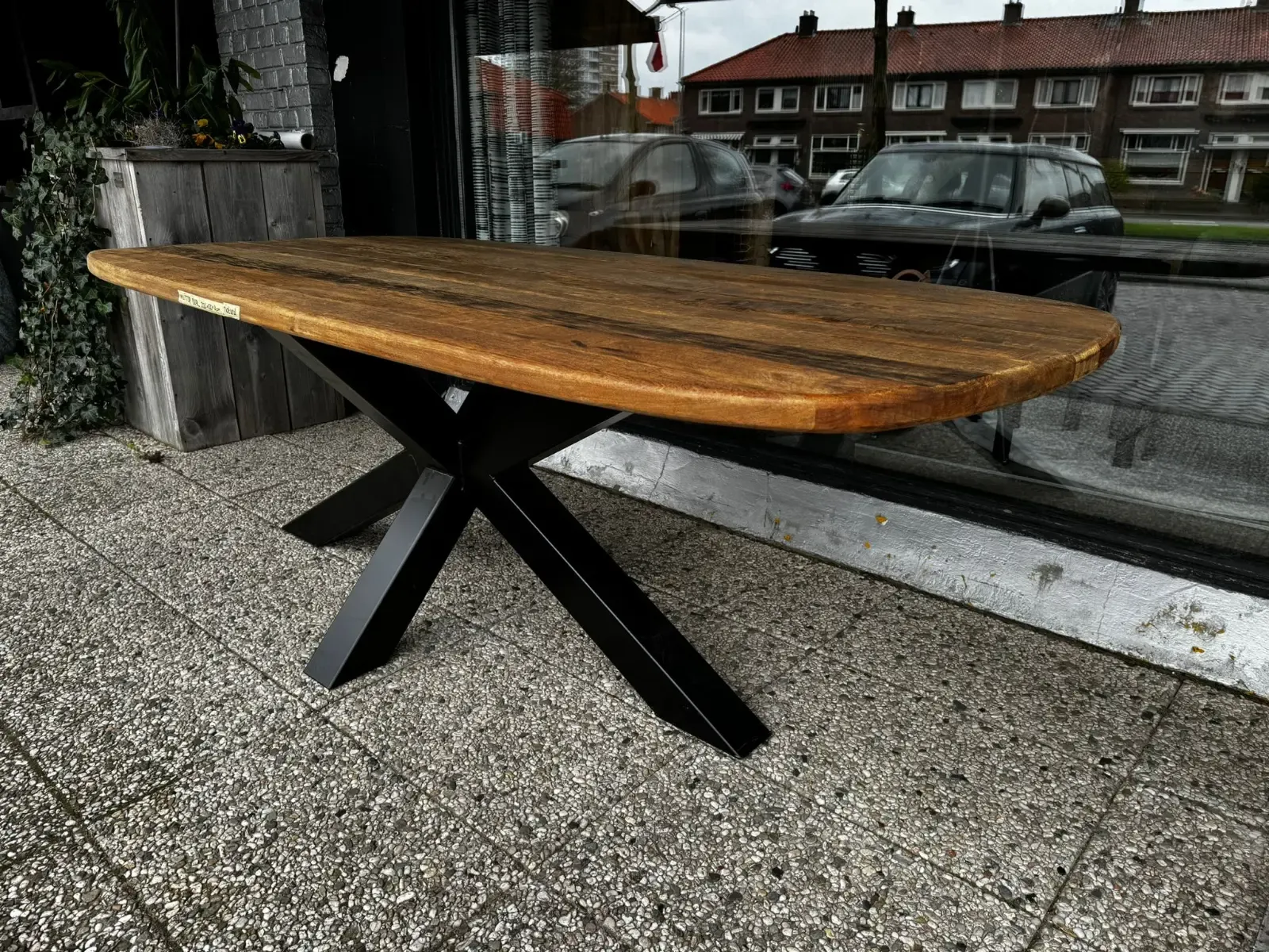 Eettafel Donny teakhout Deens Ovaal, van World of Brosi, achteraanzicht