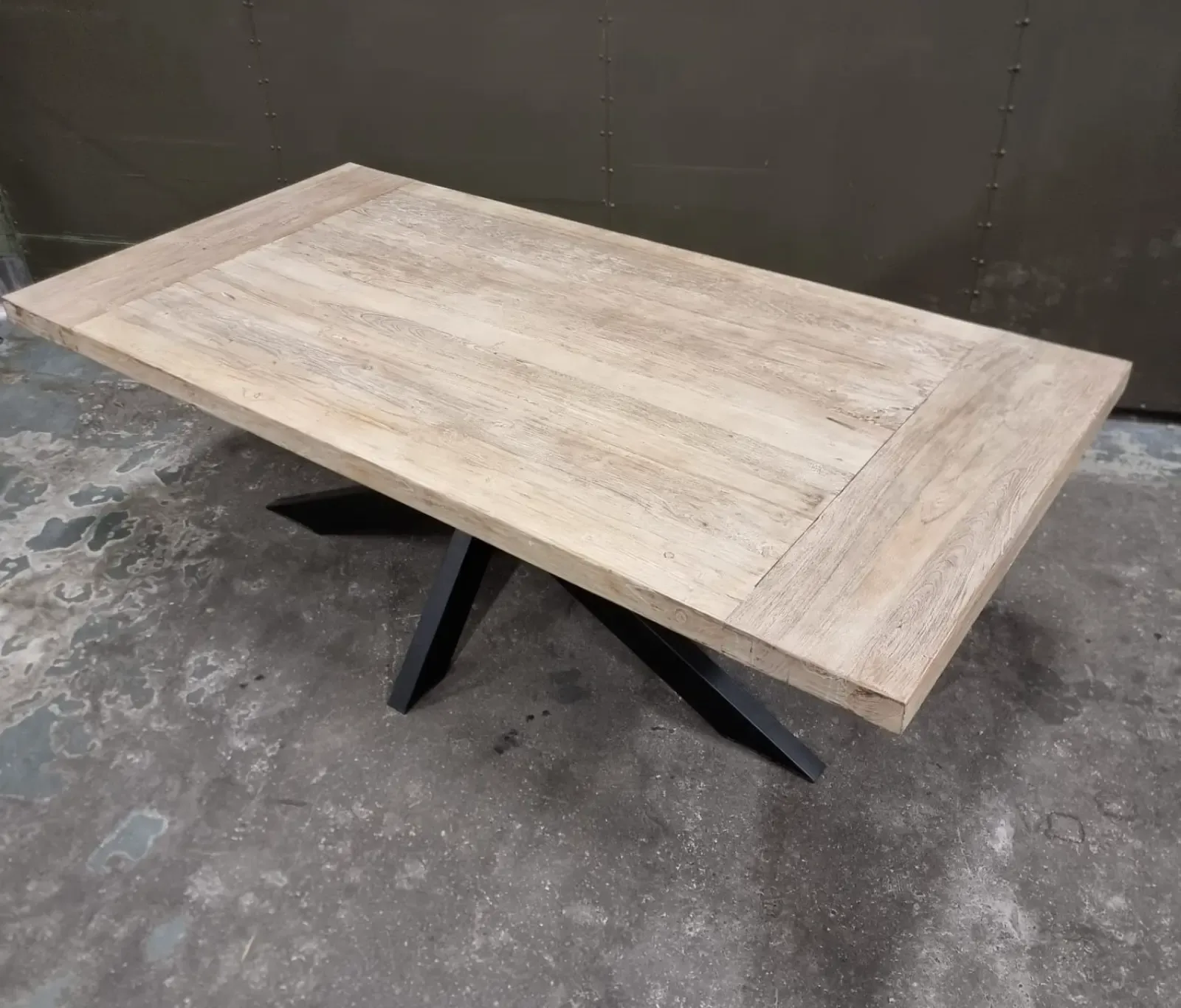 Donny Teak grau, Detailfoto 4 - World of Brosi