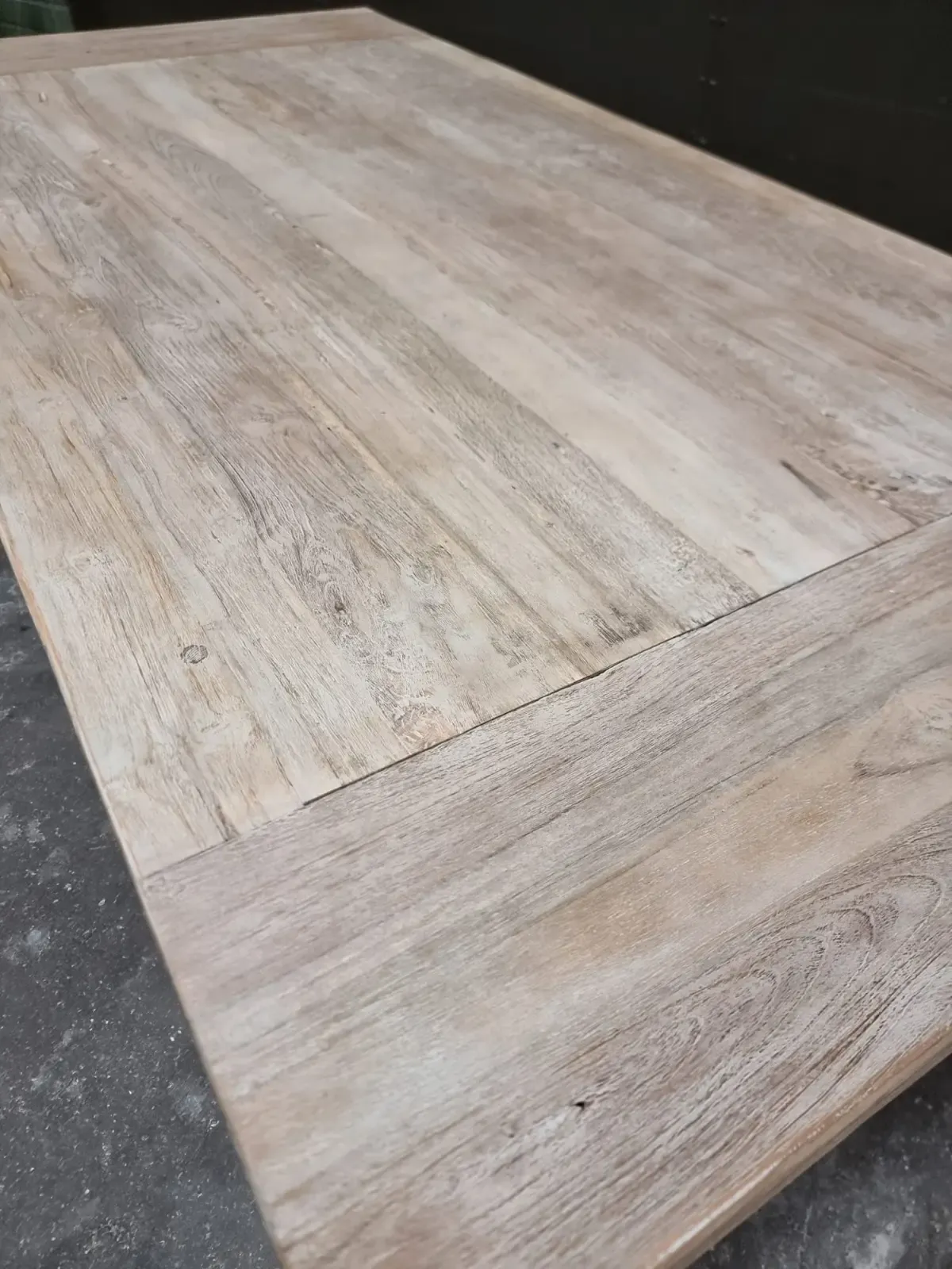 Donny Teak grau, Detailfoto 3 - World of Brosi