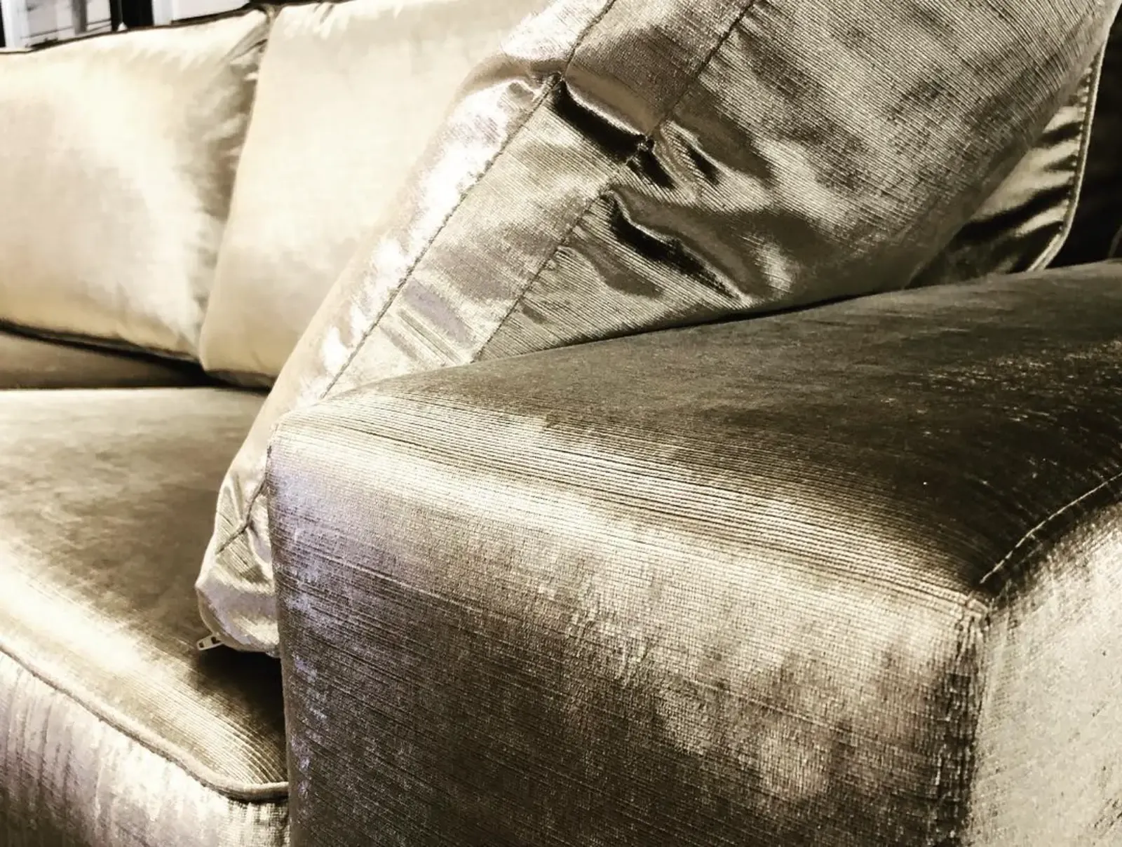 Bank Alvana velours, detailfoto 2 - Haros Meubelen