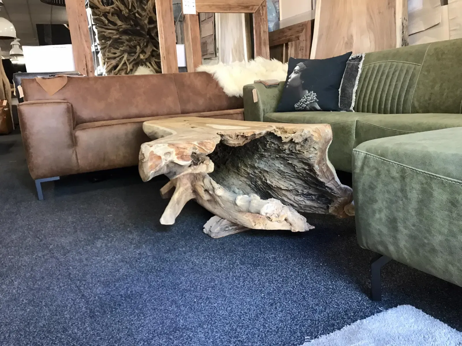 Couchtisch Root Baumstamm