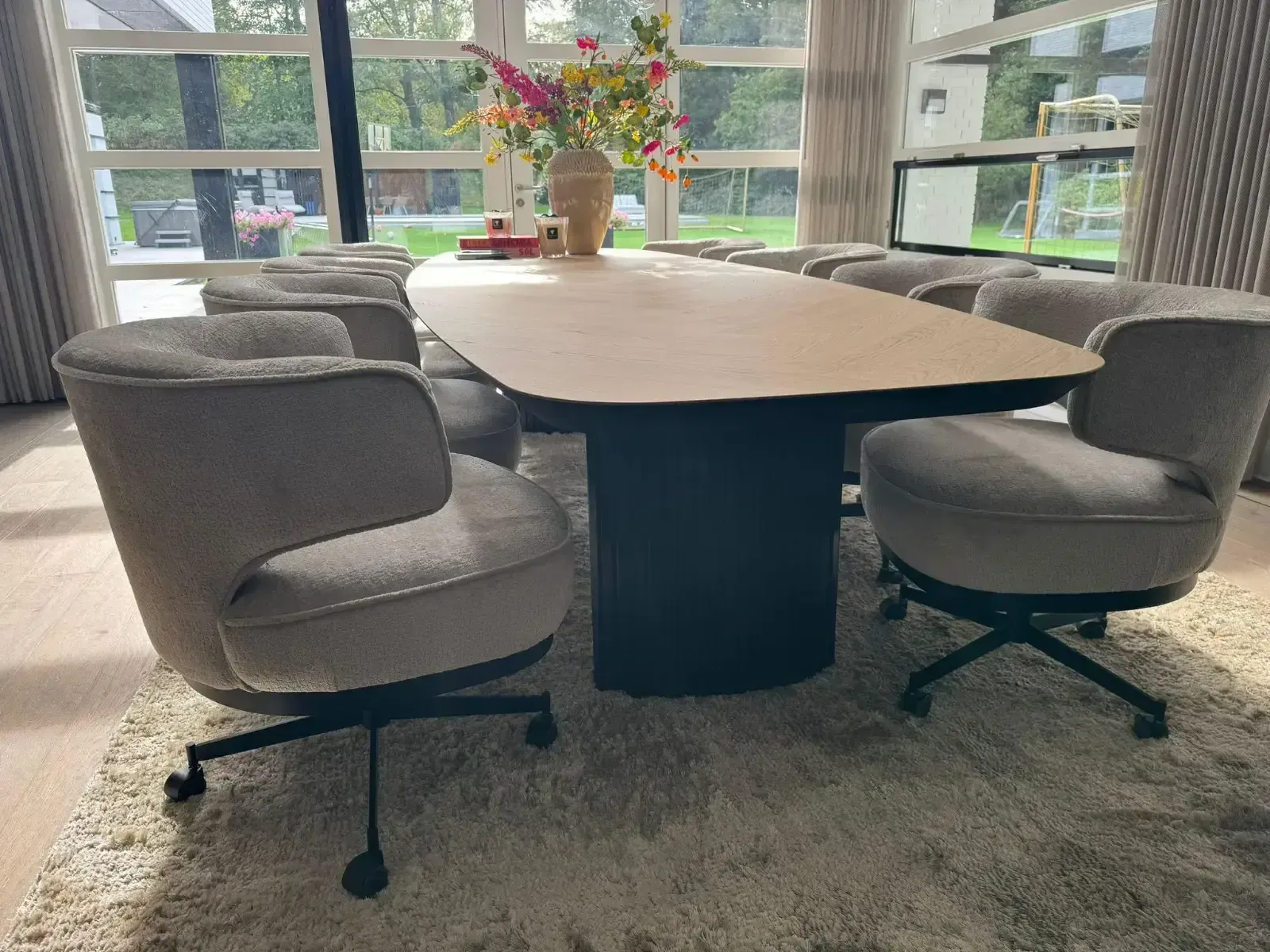 Esstisch Monk aus massiver Eiche bei Mokana - PMP Furniture, foto 3