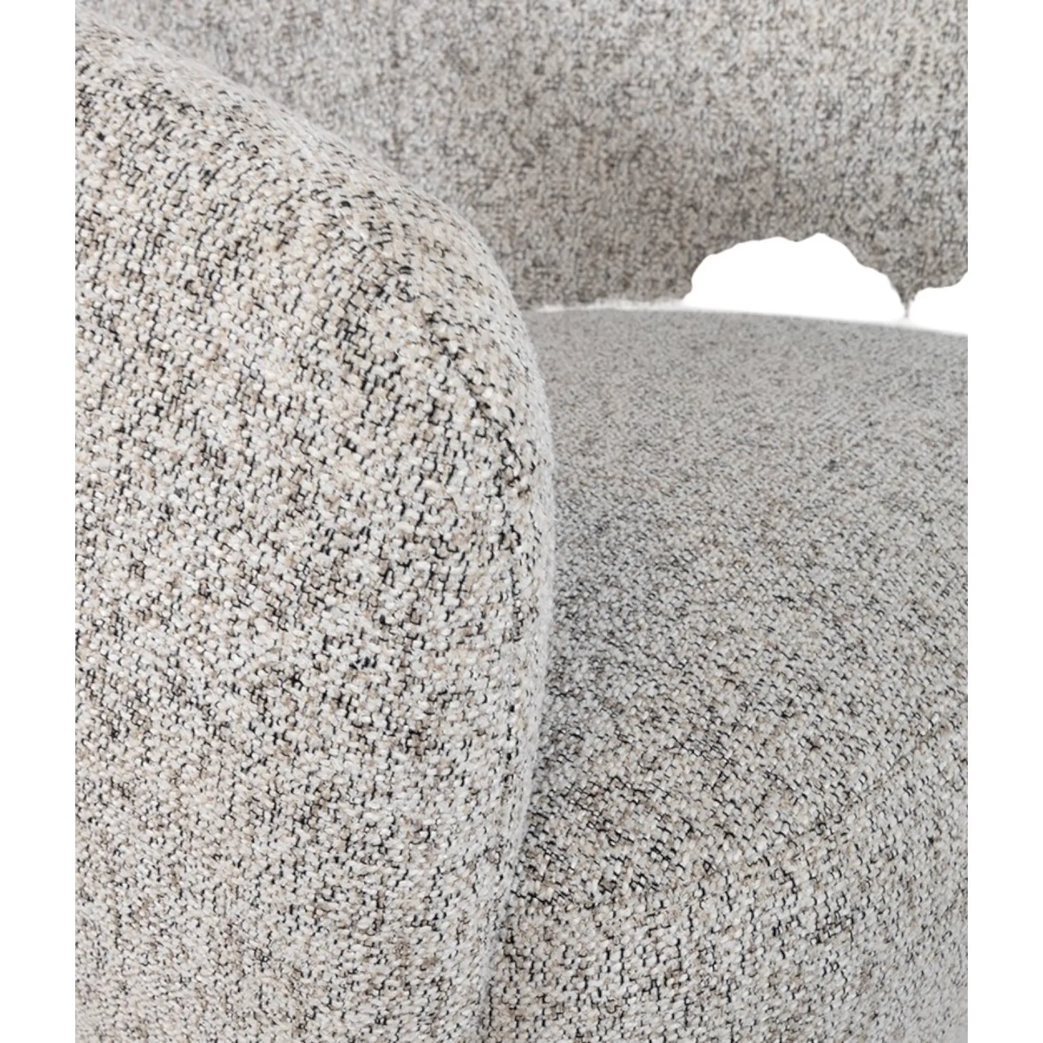 Detailaufnahme des Louis Drehsessel 360 - Cremona - Taupe 04, mit Fokus auf die Textur des taupefarbenen Stoffes - MySons