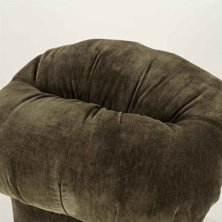 Nahaufnahme des Stool Nook - grün, mit der weichen, faltigen Stofftextur und Falten - By-Boo