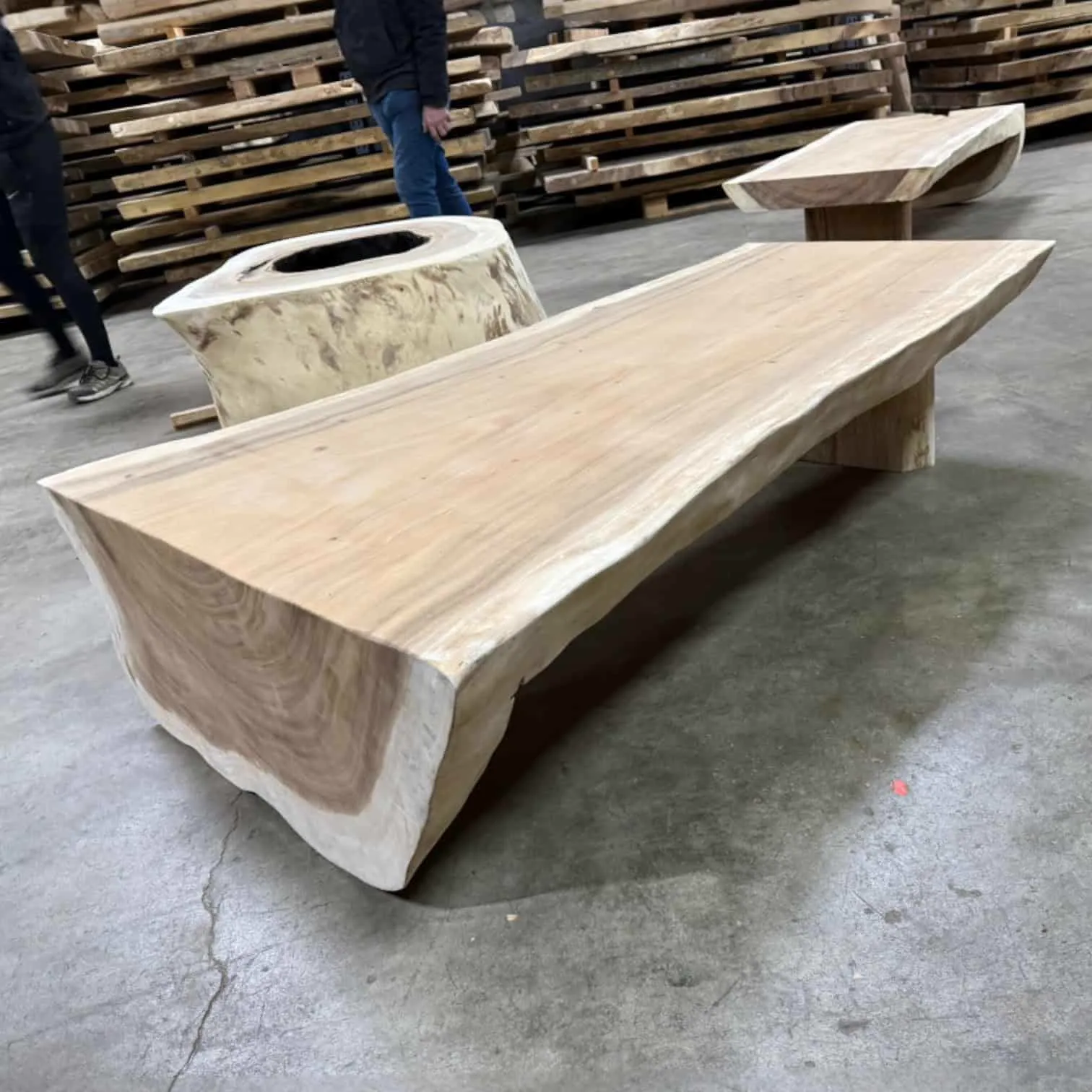 Coffee Table Waterfall Ayem | Suar Wood | 180cm - World of Brosi