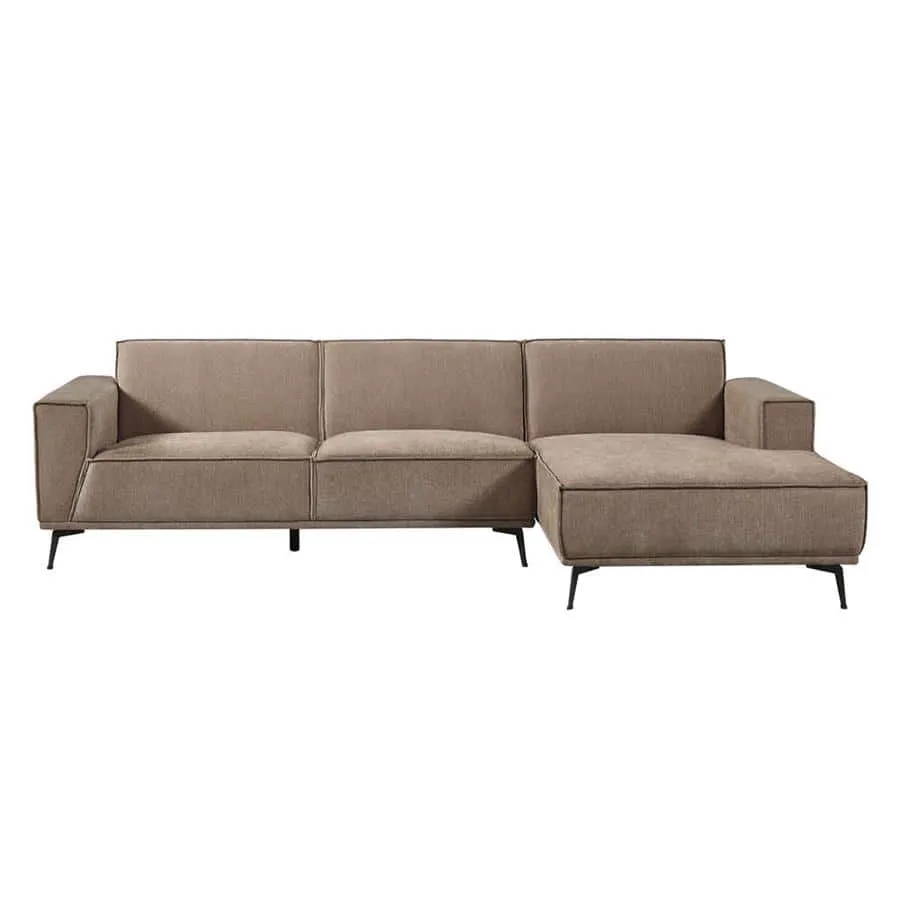 De Leeds 2 5-AL + Chaise R - City 453 Moss Grey bank op een witte achtergrond, vanuit een laag standpunt - Tower Living