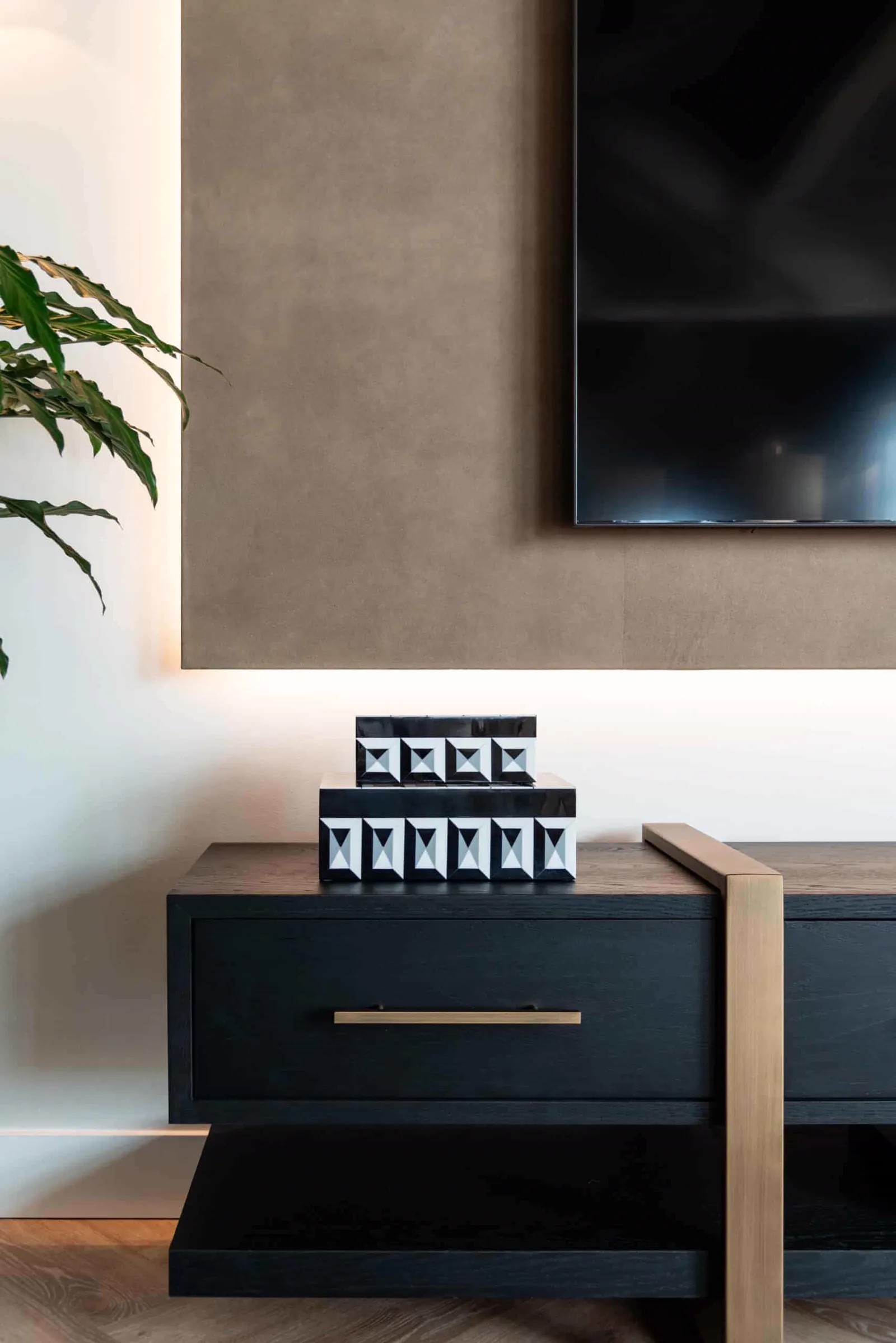 Sideboard Cambon dark coffee - Richmond Interiors