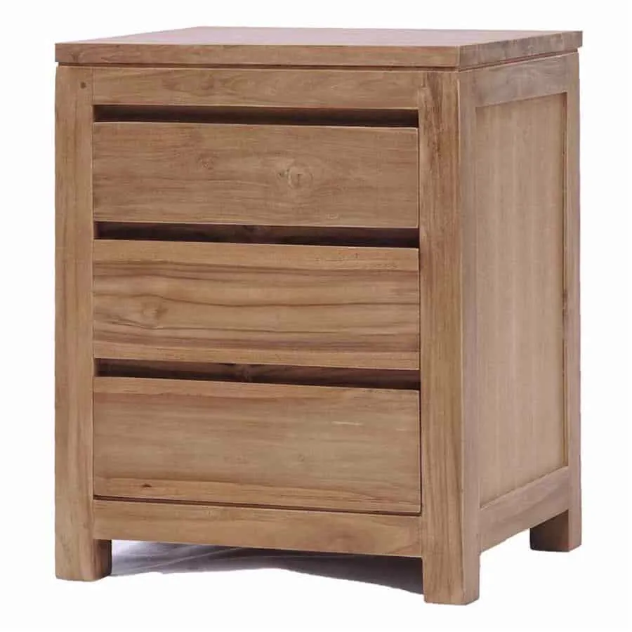 Corona Kommode 50 cm mit drei Schubladen, auf weißem Hintergrund aus niedriger Kameraperspektive - Tower Living