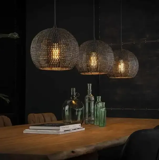 Hängeleuchte Armor Orb 3-flammig / Schwarzbraun Metall in Dunkelbraun, industrieller Stil Mokana - Zijlstra
