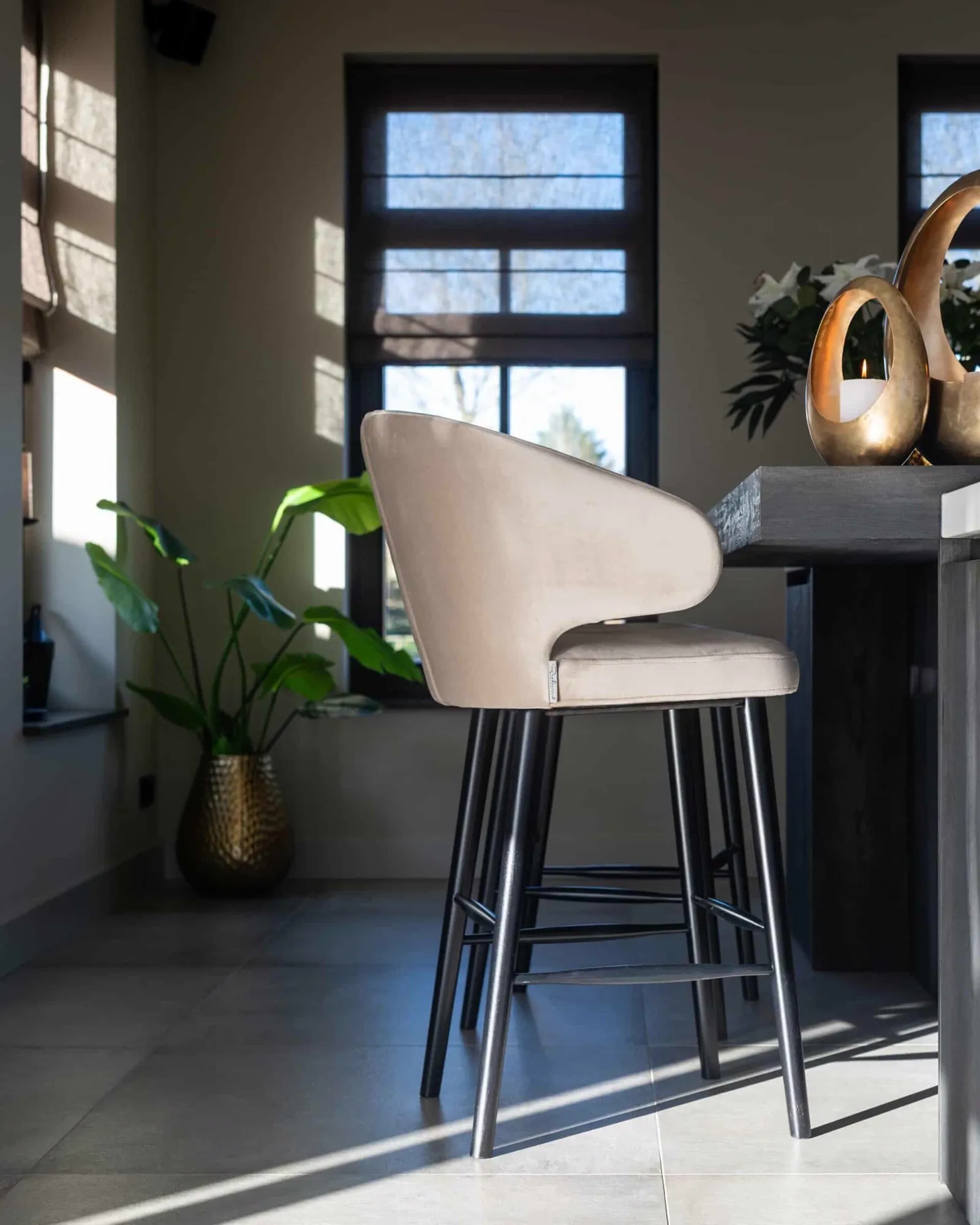 Bar Stool Indigo khaki velvet - Richmond Interiors