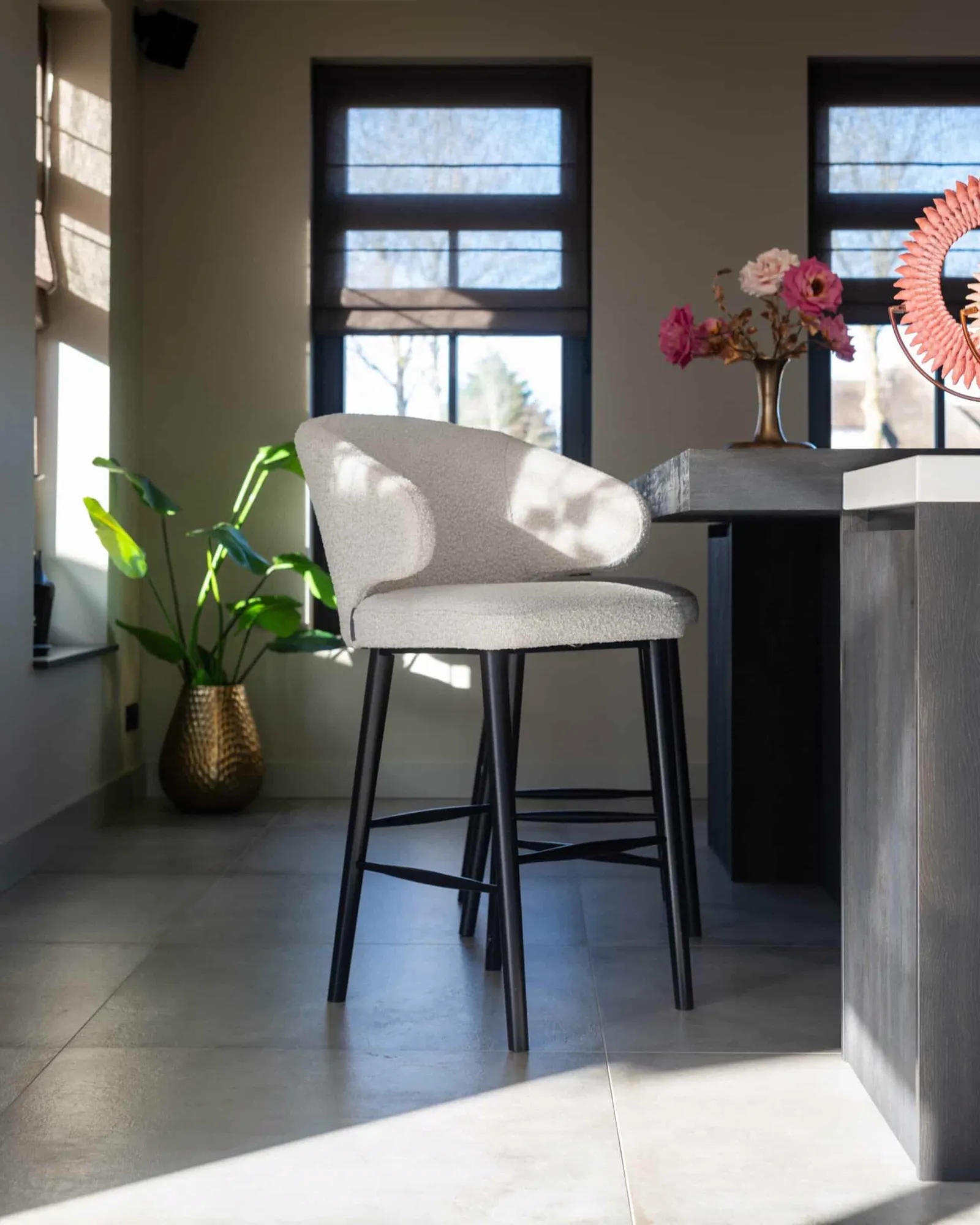 Bar stool Indigo white bouclé - Richmond Interiors