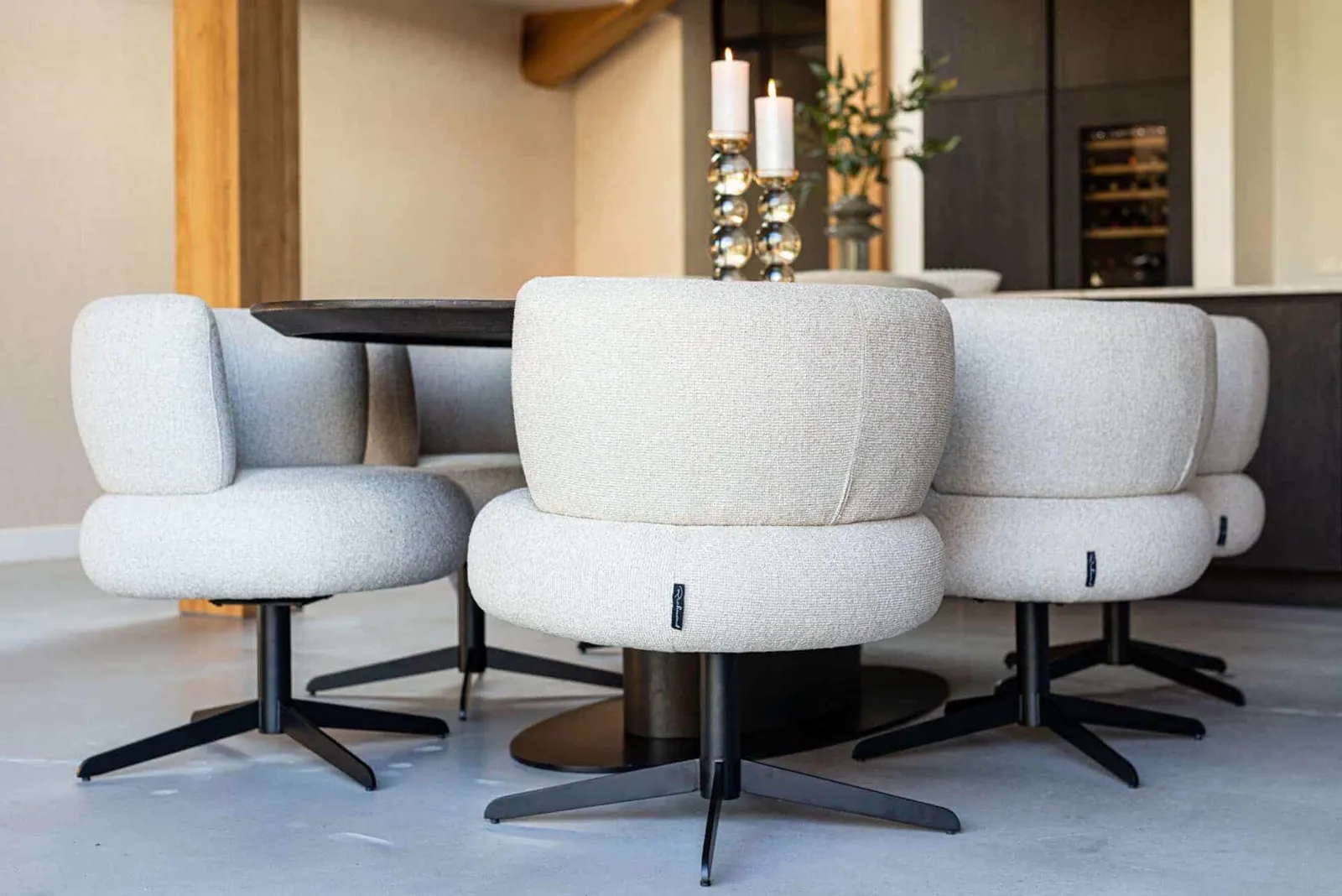 Dining chair Alexis biscotti swivel - Richmond Interiors