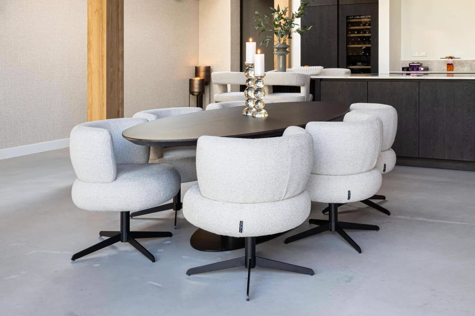 Dining chair Alexis biscotti swivel - Richmond Interiors