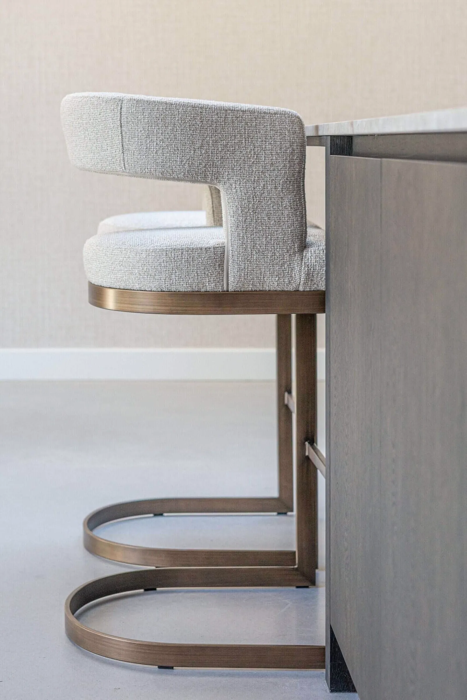 Bar stool Ellis biscotti - Richmond Interiors