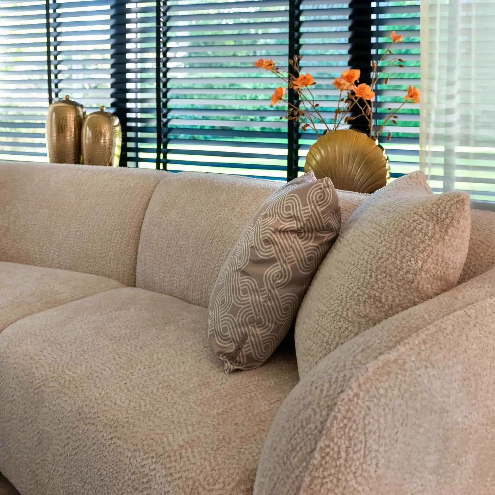 Sofa Armand lovely cream - Richmond Interiors