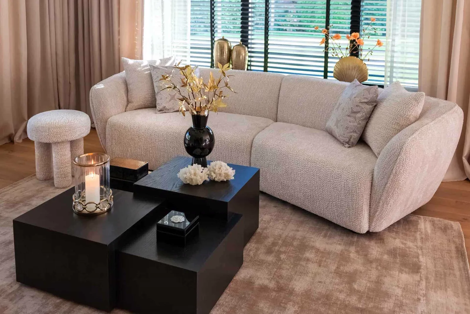 Sofa Armand lovely cream - Richmond Interiors
