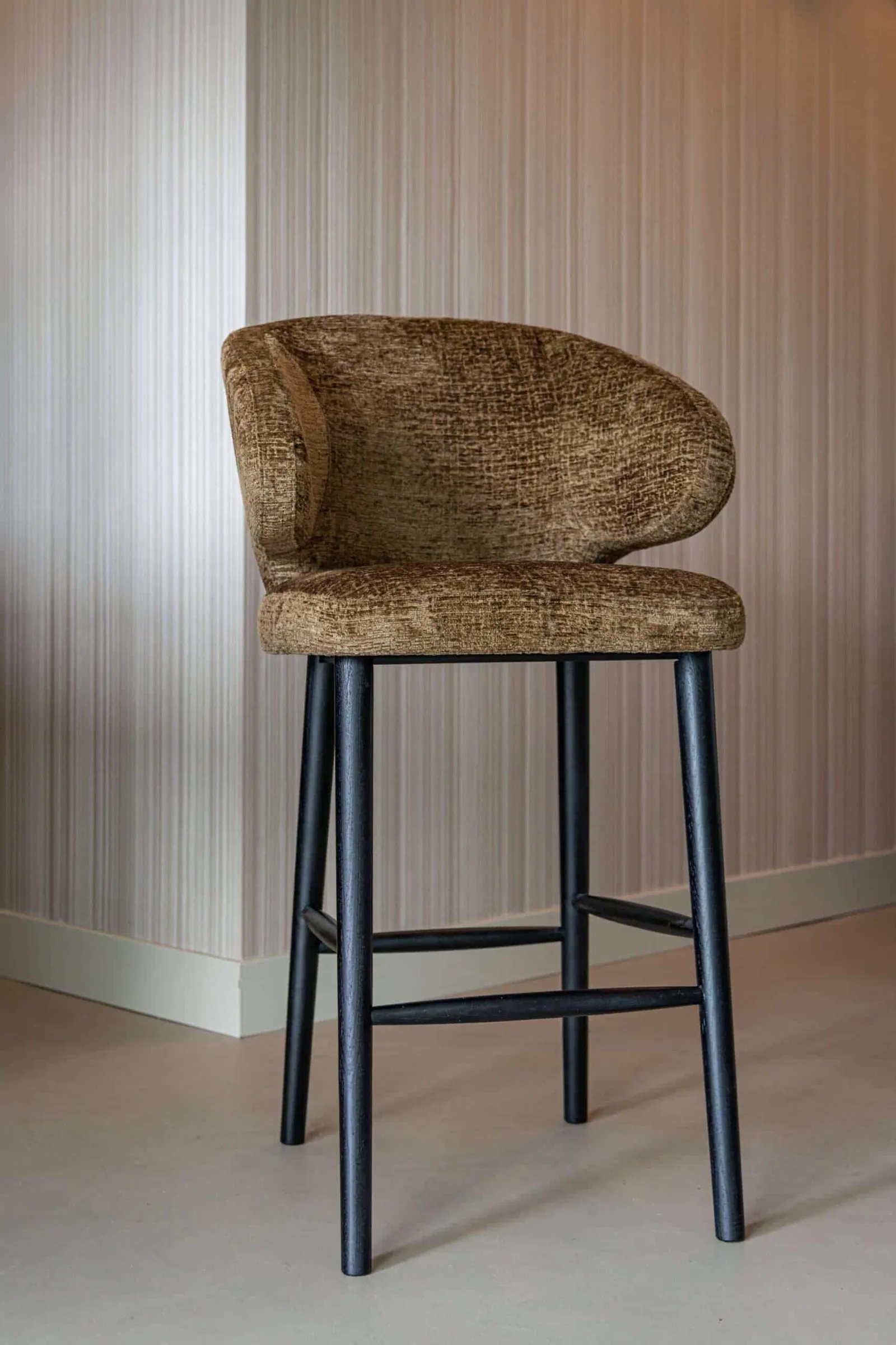 Bar Stool Indigo old gold triangle - Richmond Interiors