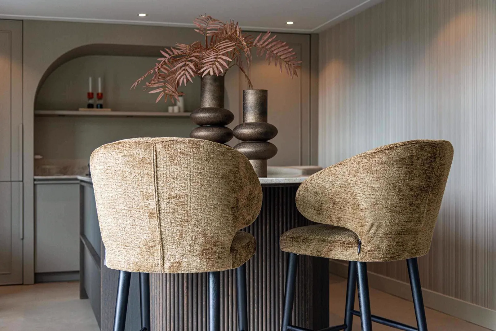 Bar Stool Indigo old gold triangle - Richmond Interiors