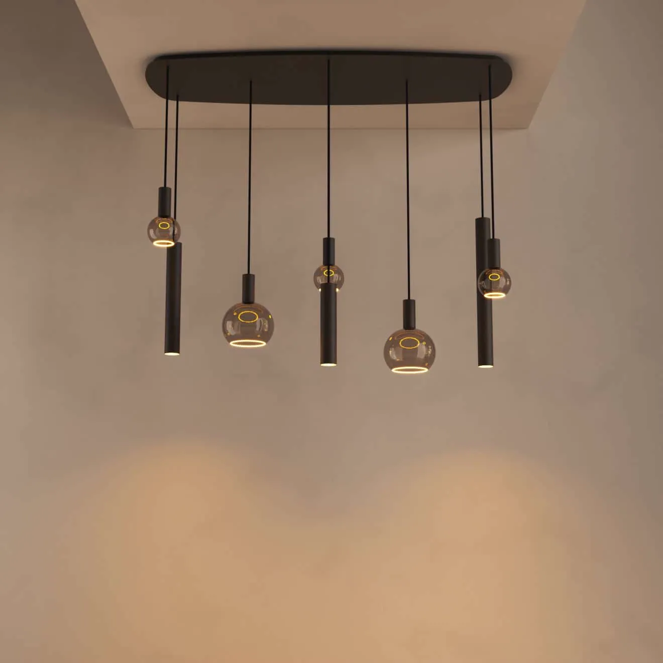 Die Ztahl Riva Hängeleuchte Dänisch Oval 145cm: 8-flammige Designleuchte: Handgefertigter Stahl hängt an der Decke mit acht Lichtquellen