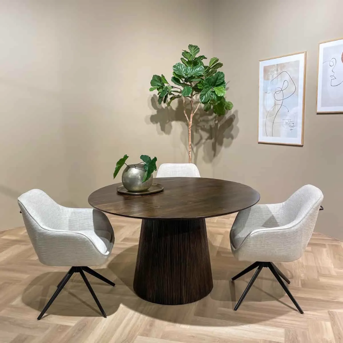 Dining Table Salvator Walnut 130cm - Livingfurn