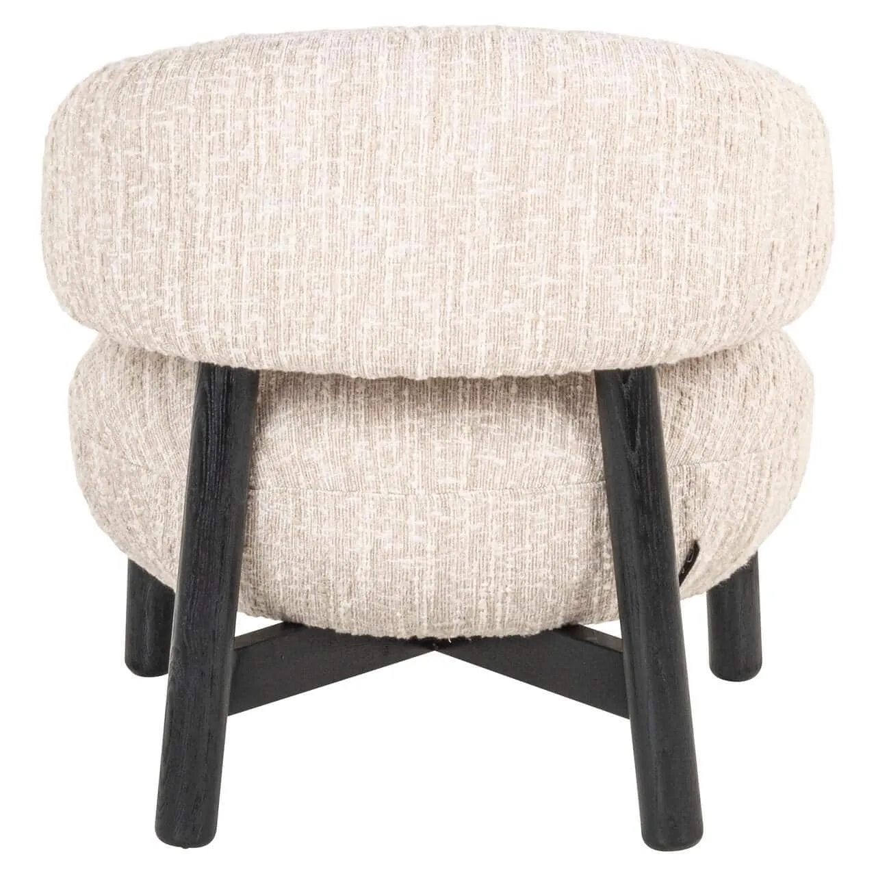 Lounge stoel Ornella beige angora met een ronde zitting en rugleuning op een witte achtergrond - Richmond Interiors