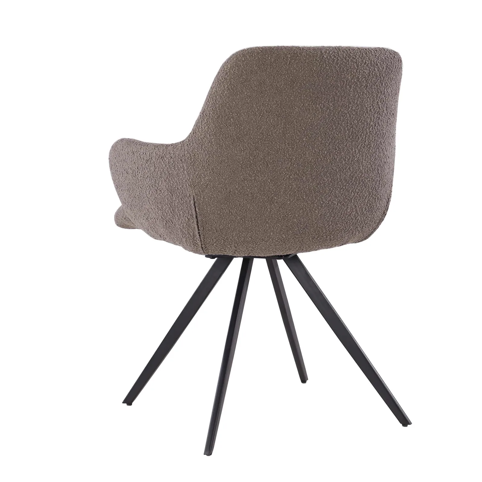 Doreen Boucle Brown Stuhl von Livingfurn, schräg von hinten auf weißem Hintergrund fotografiert
