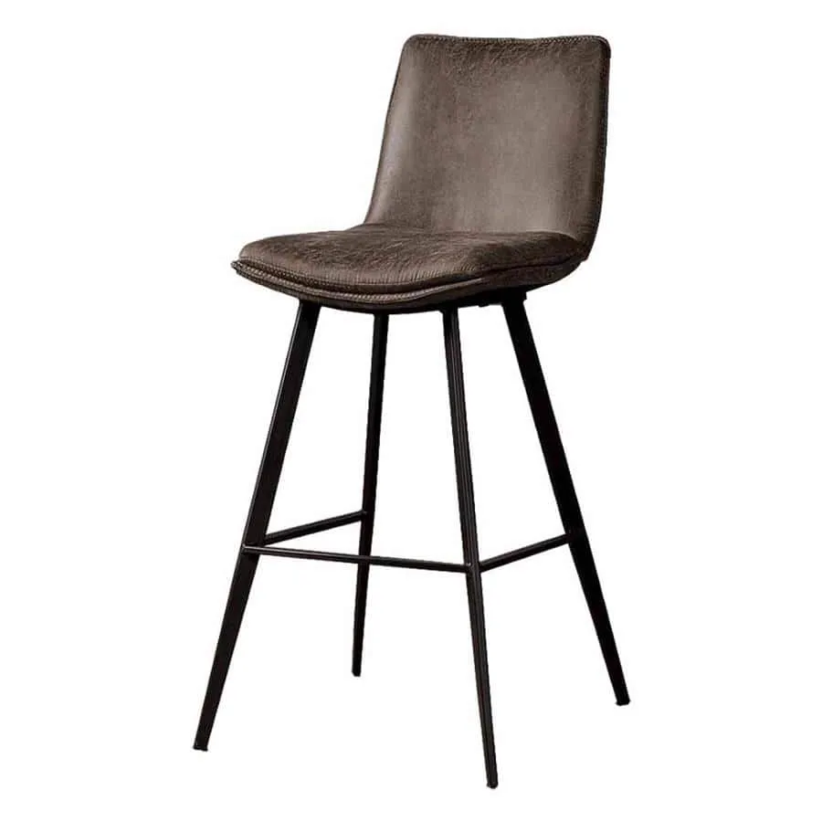 Pamplona barstoel met antraciet stoffen bekleding en zwart metalen onderstel op een witte achtergrond - Tower Living