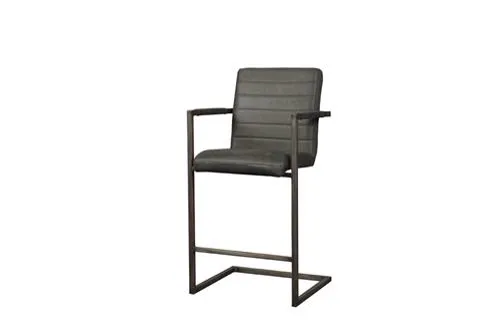 De Rocca Barstoel Bull anthracite, een hoge stoel met armleuningen en een donker metalen onderstel, op een witte achtergrond - Tower Living