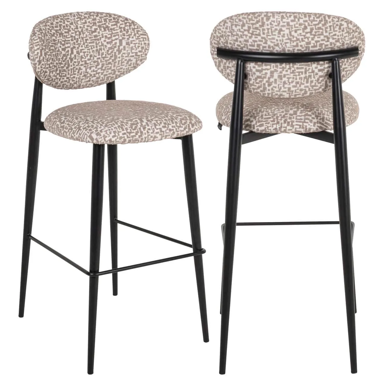 Zwei Barhocker Dantes natural geo fire retardant, einer von vorne und einer von hinten auf weißem Hintergrund - Richmond Interiors