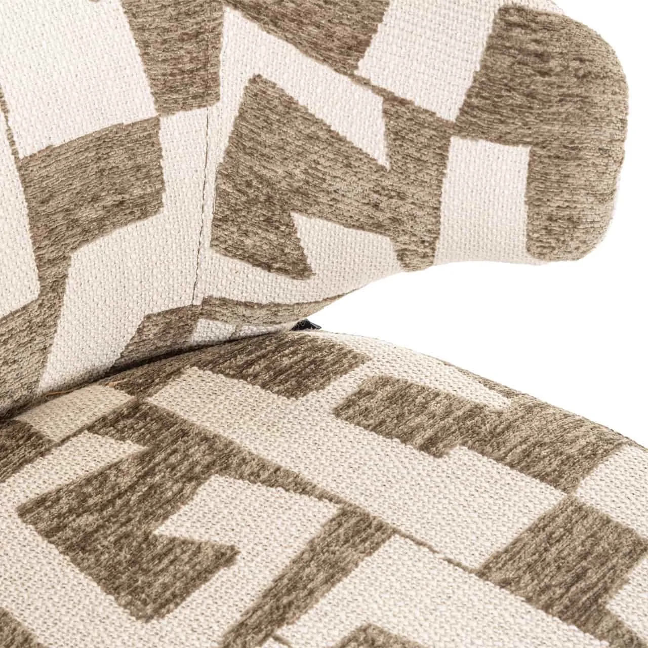 Close-up van de eetkamerstoel Milly moss graffic swivel, met focus op de grafische weefselstructuur en een naad - Richmond Interiors