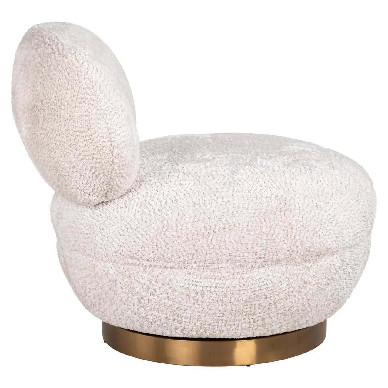 Loungesessel Jace lovely cream swivel, aus einer niedrigen Perspektive auf weißem Hintergrund - Richmond Interiors