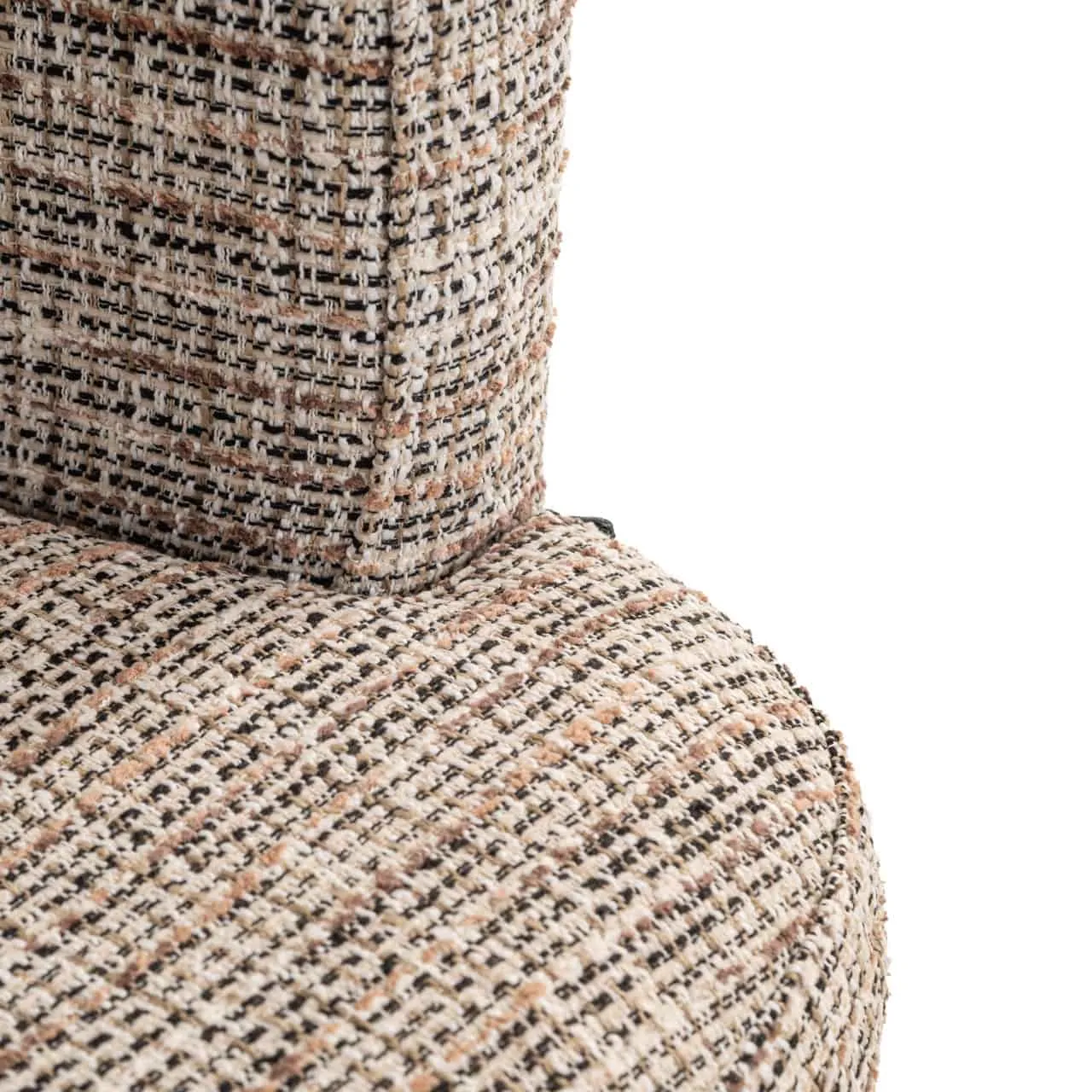 Detailaufnahme des Esszimmerstuhl Rochenne trendy nature Drehsessel auf Rollen, Fokus auf die Stofftextur - Richmond Interiors