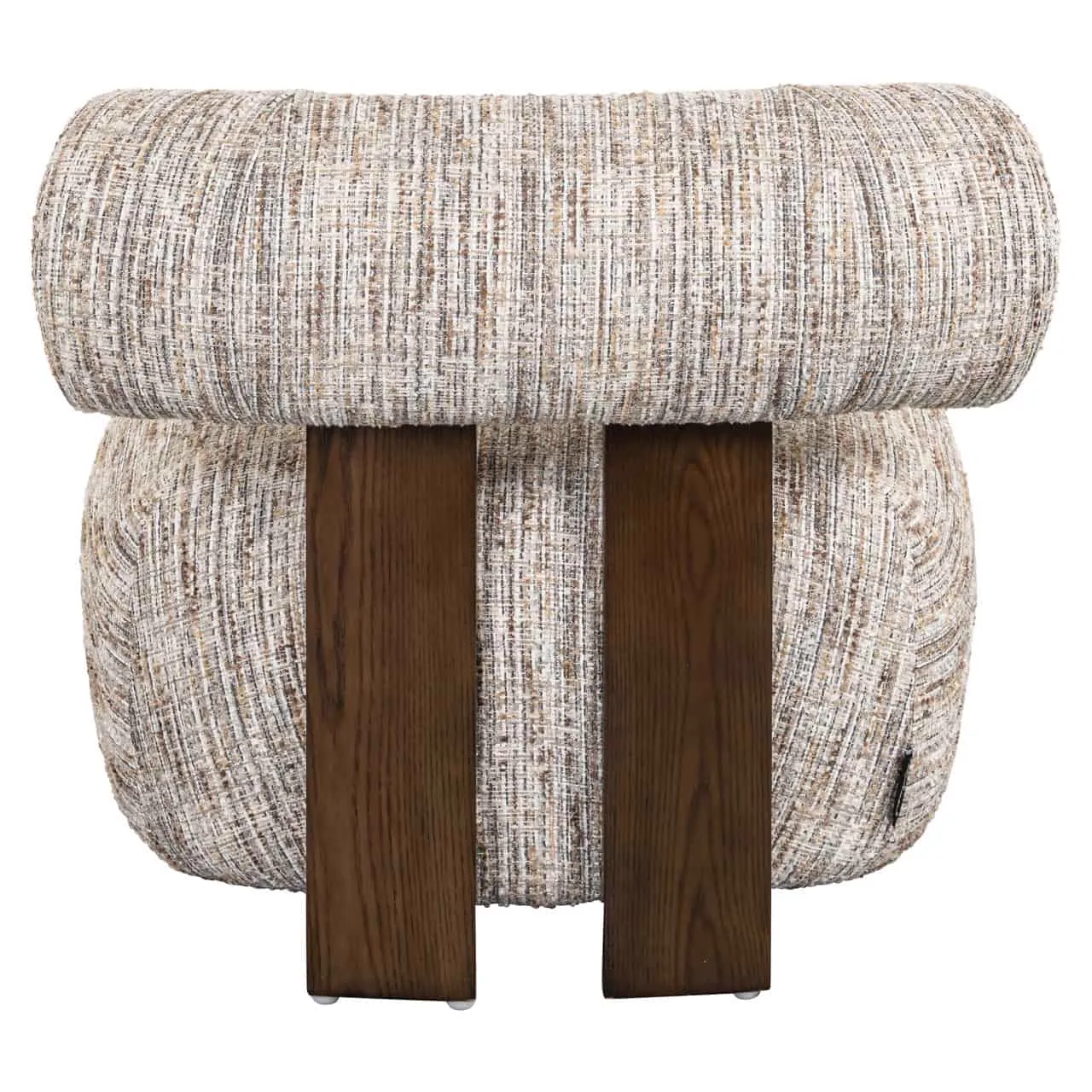 Lounge stoel Arabella greige coco van achteren gezien op een witte achtergrond, met de houten poten - Richmond Interiors