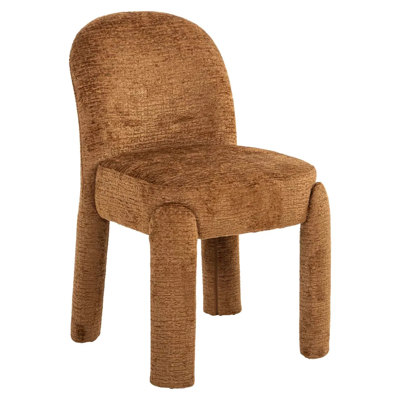 Eetkamerstoel Brandi cognac fusion op een witte achtergrond, met de stoel van voren en licht van de zijkant gefotografeerd - Richmond Interiors