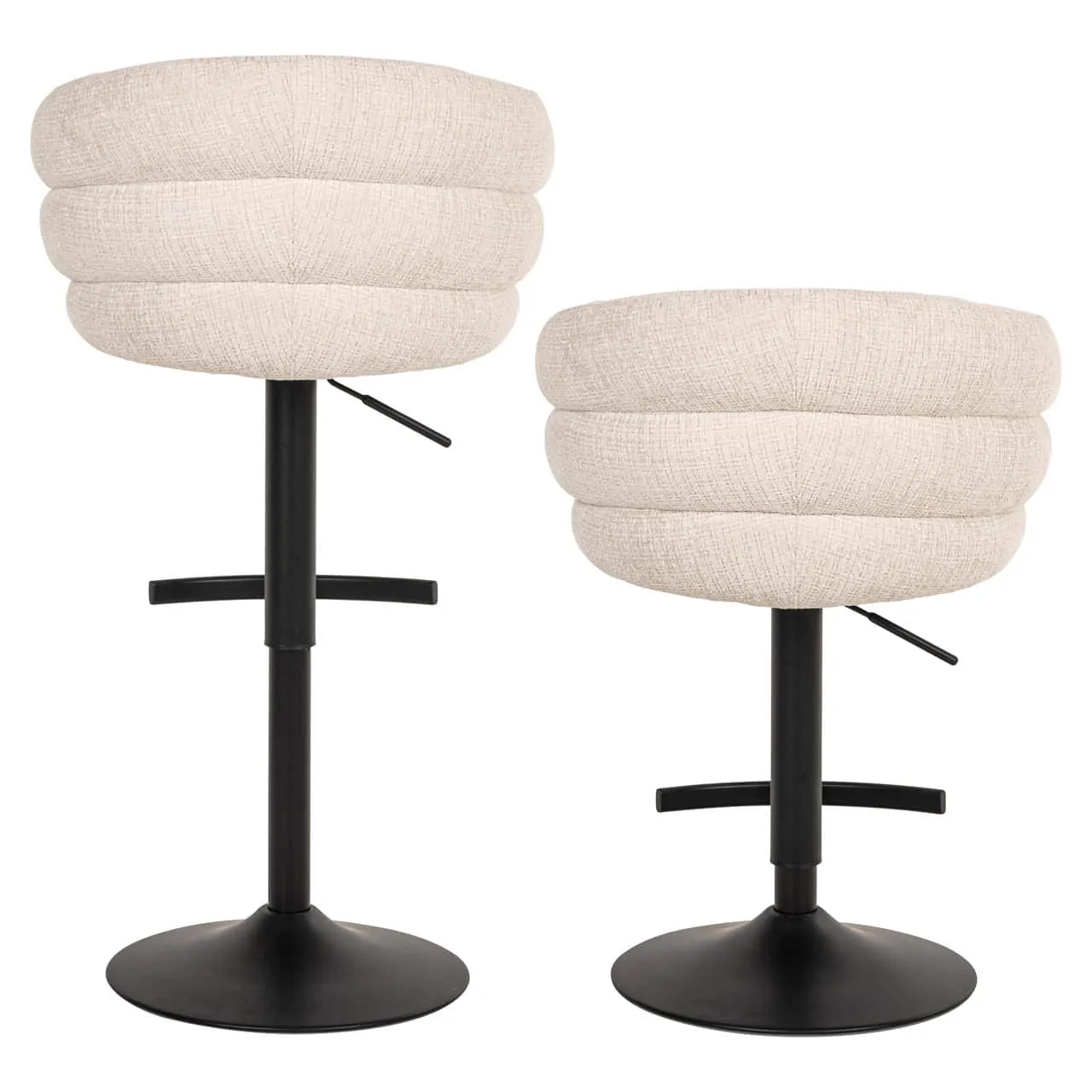 Zwei beige Barhocker Nikki Niagara mit schwarzen, verstellbaren Beinen und rundem Fuß, fotografiert auf weißem Hintergrund - Richmond Interiors