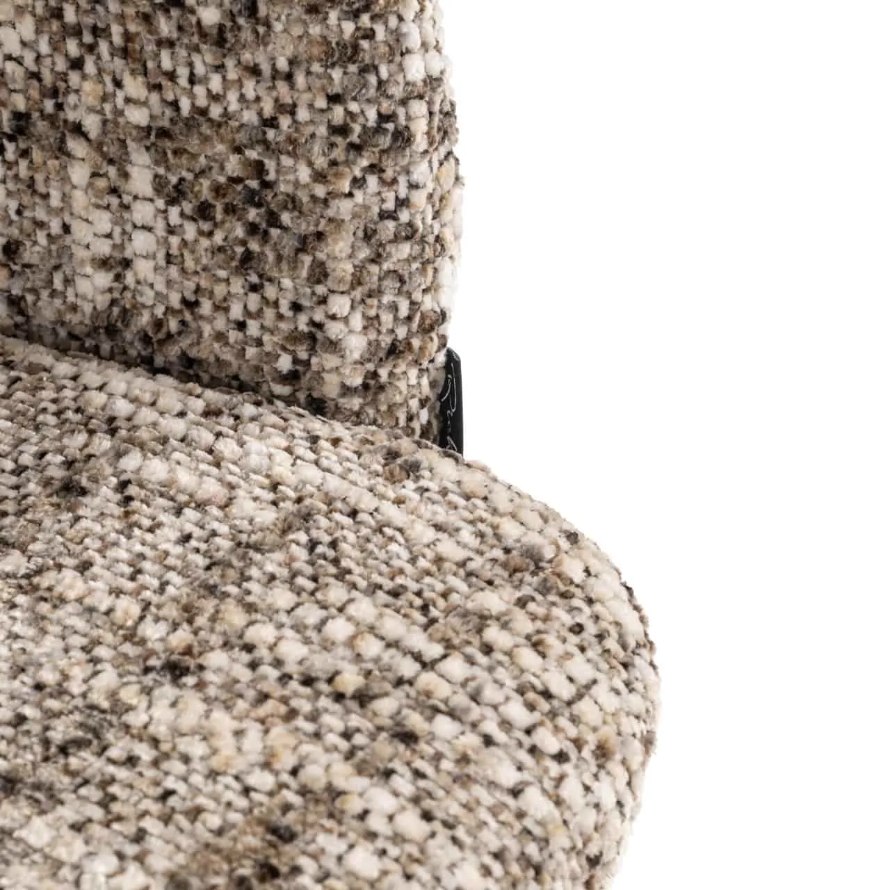 Close-up van de bruine, geweven stof van eetkamerstoel Serenity brown omara swivel fire retardant - Richmond Interiors