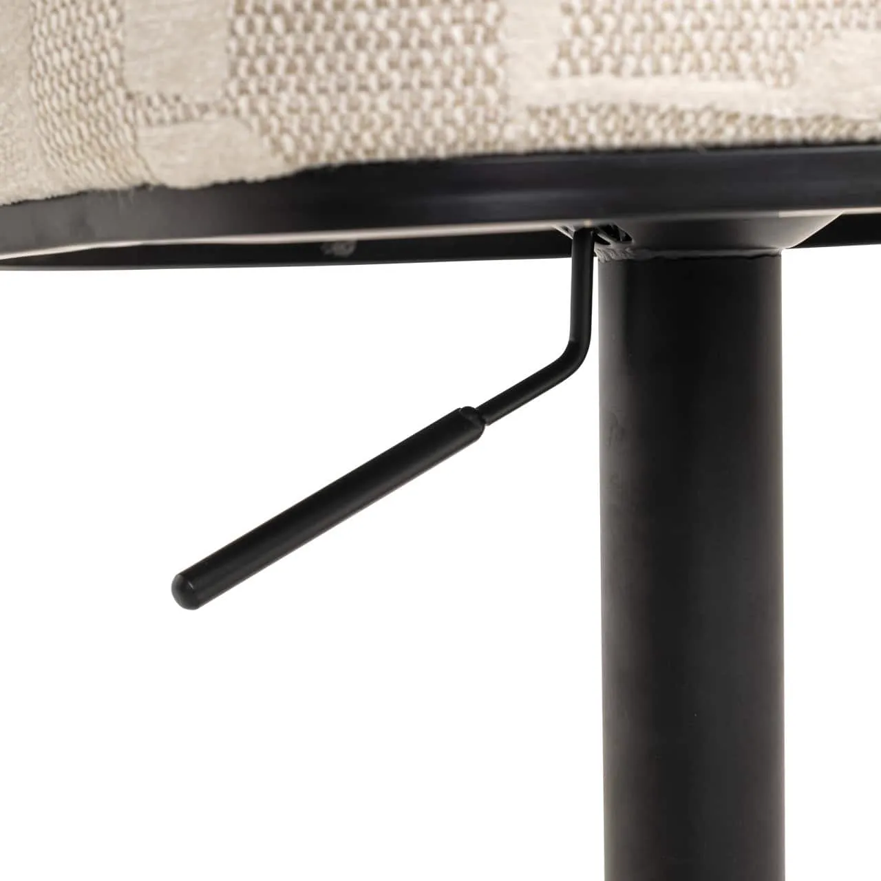Detail des Barhocker Cheyenne beige graffic swivel, mit dem schwarzen Metallbein und dem Verstellhebel - Richmond Interiors