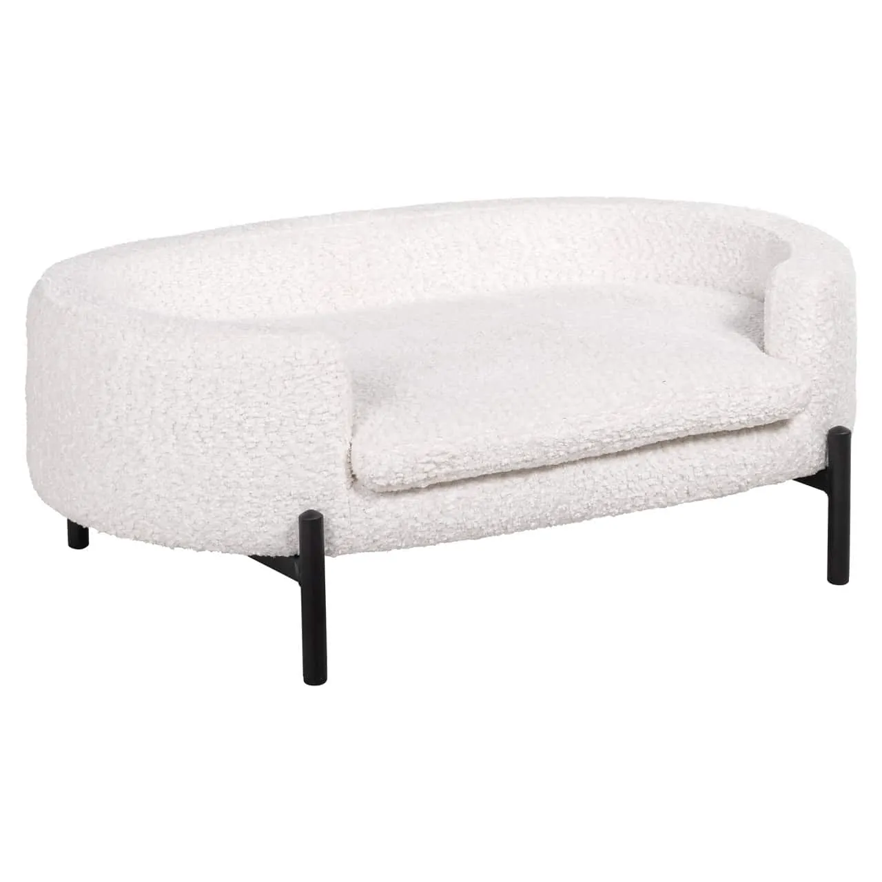 Hundebett Dolly sheep white auf weißem Hintergrund, von der Seite und leicht von oben fotografiert - Richmond Interiors