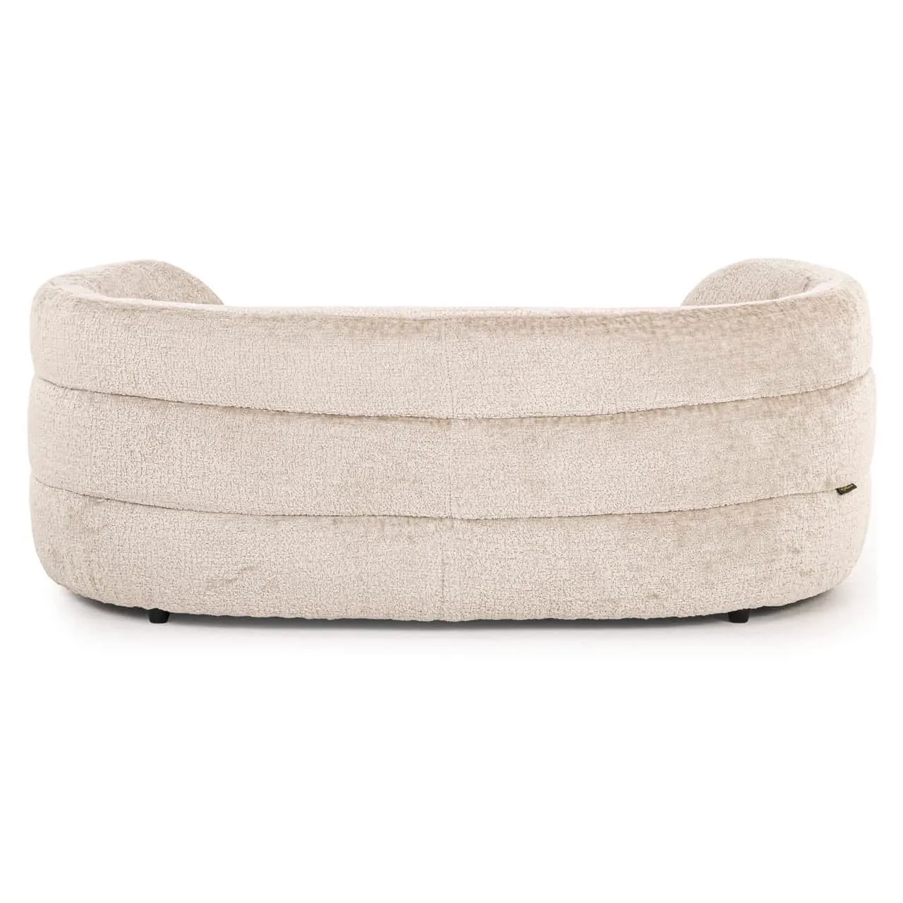 Hundebett Bingo clay chenille in einem Studio, von hinten auf weißem Hintergrund fotografiert - Richmond Interiors