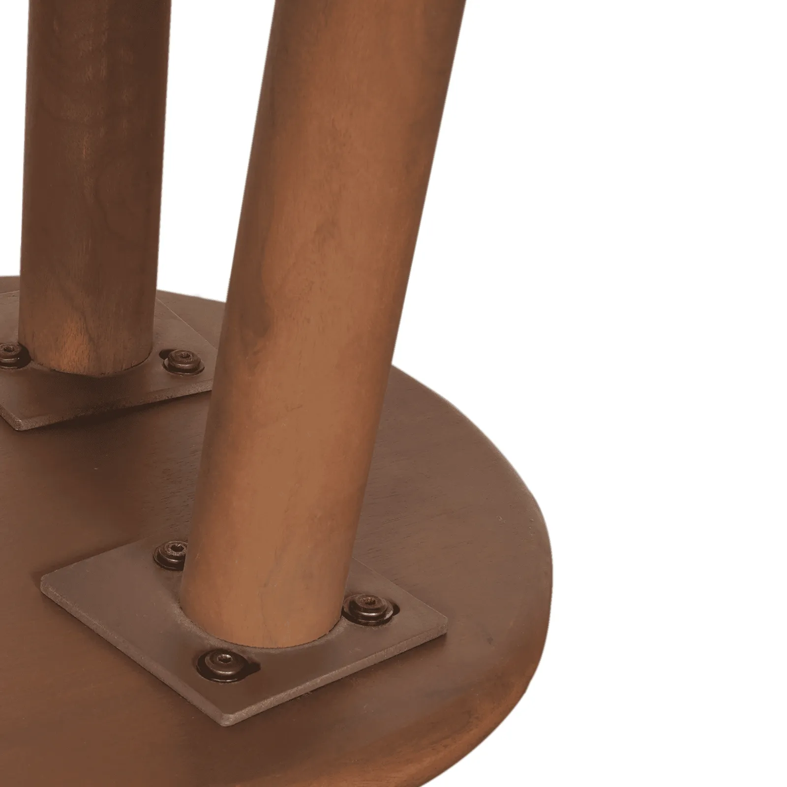 Detailaufnahme der Unterseite des Couchtisch Enzo, mit den Holzbeinen und Metallbefestigungen auf weißem Hintergrund - Starfurn