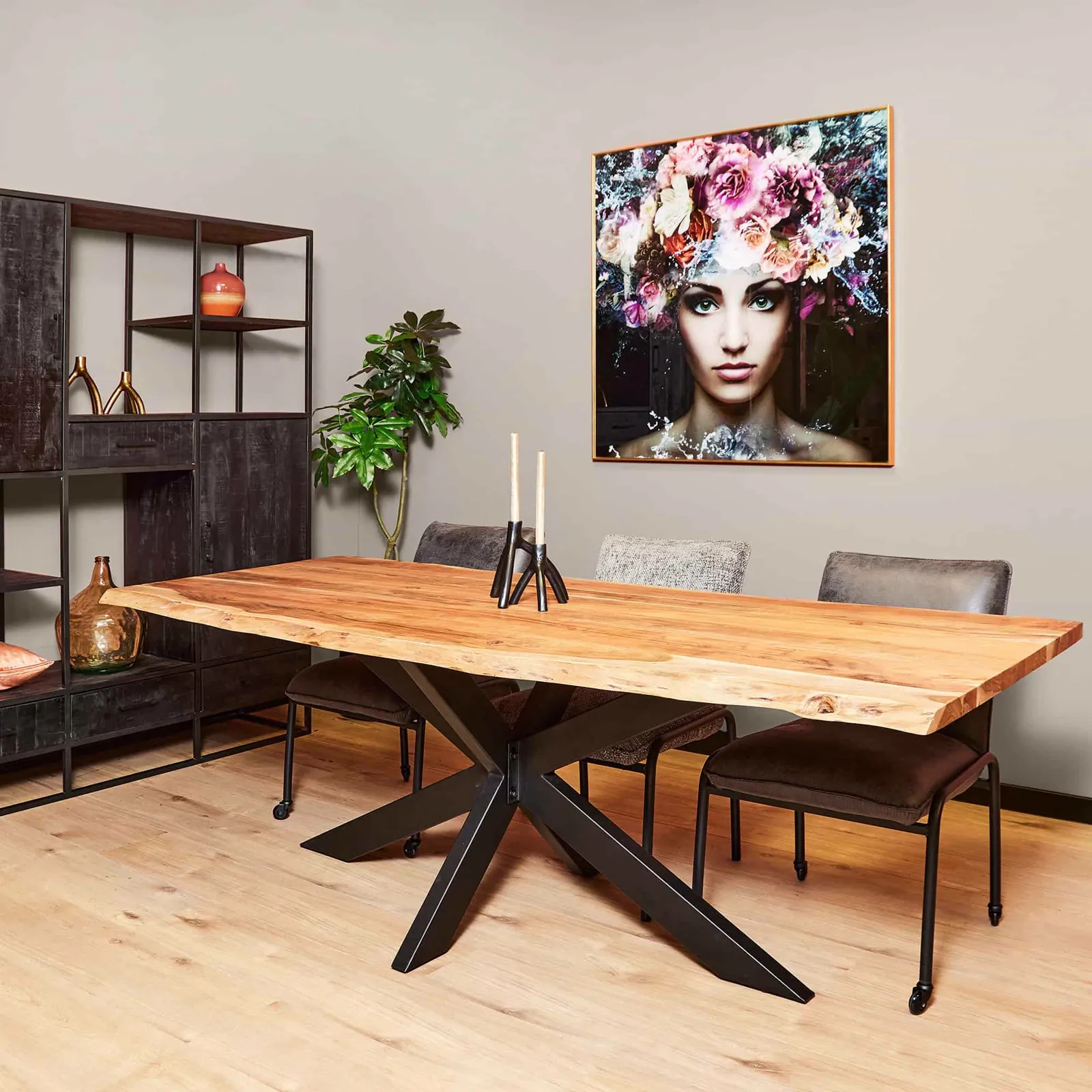 Live Edge Tree Trunk Table Natural Acacia Wood 240 cm - Starfurn