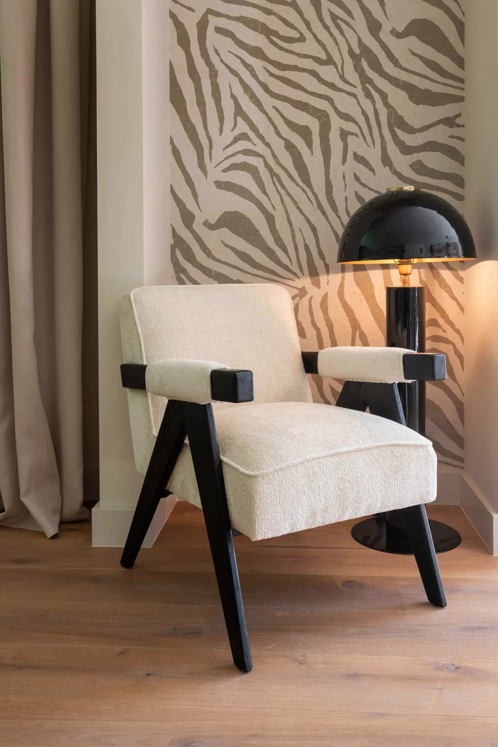 Lounge chair Cooper white chenille - Richmond Interiors