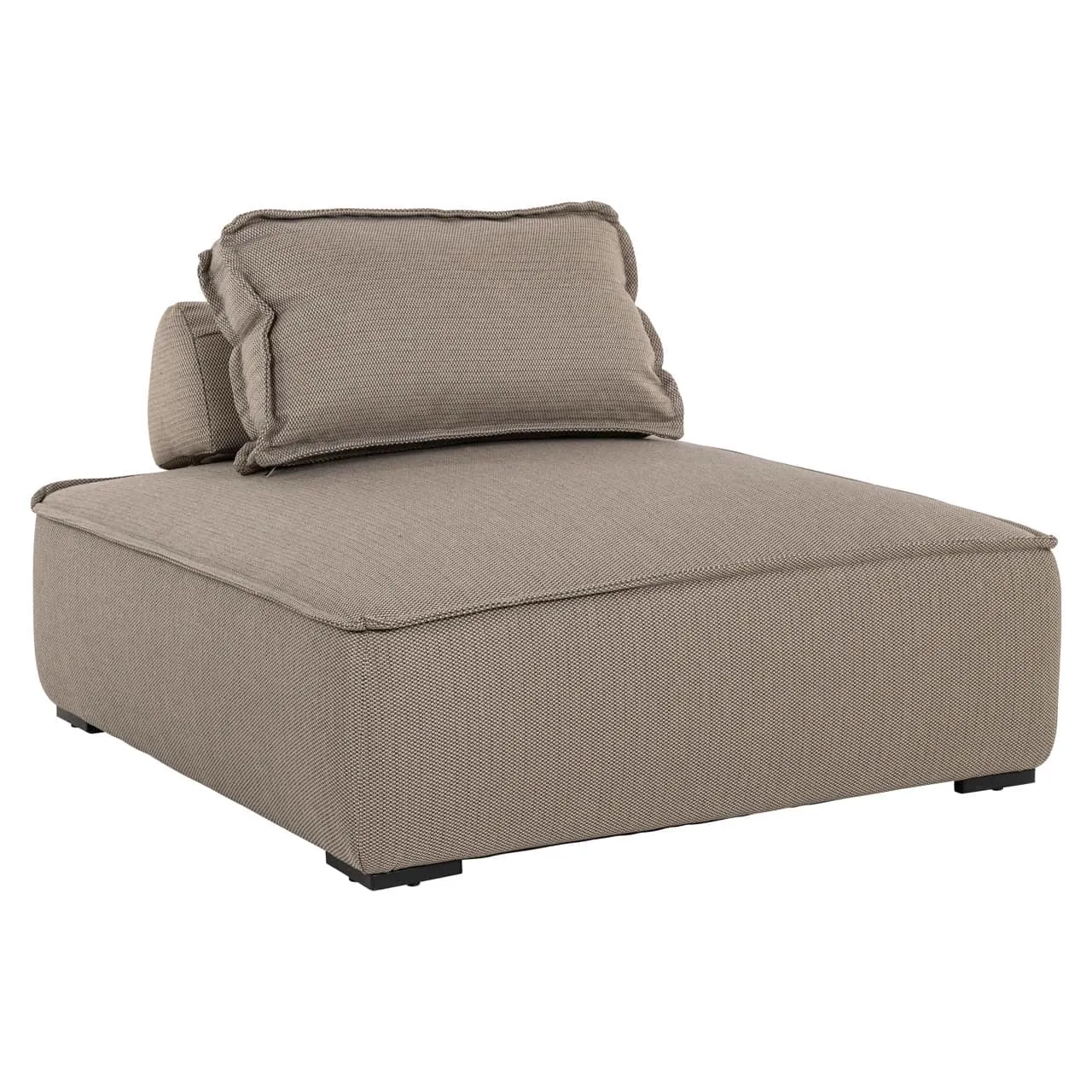 Loungesessel Jondal taupe auf weißem Hintergrund, mit Kissen und sichtbarer Stofftextur - Richmond Interiors