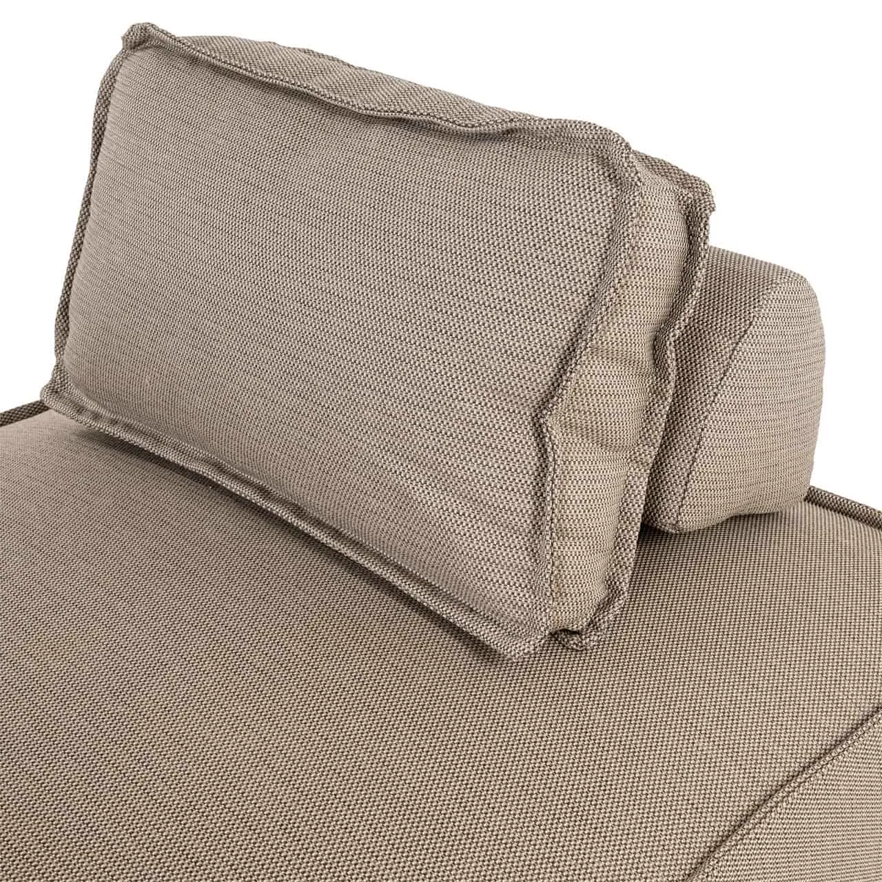 Nahaufnahme des taupefarbenen Stoffes und der Nähte des Outdoor-Liegebettes Jondal Taupe - Richmond Interiors