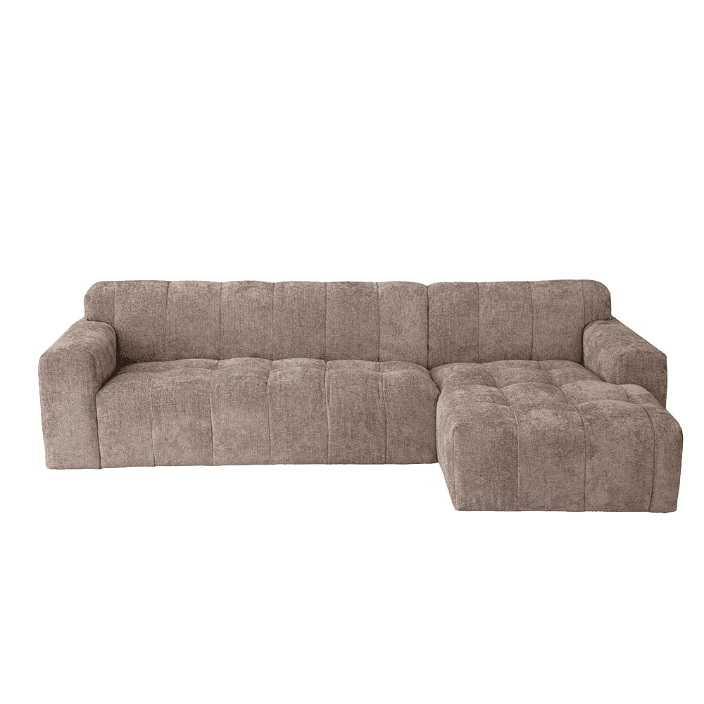 Austin 2 5-AL + Chaise R - Haga 39 cappuccino Sofa auf weißem Hintergrund, schräg von vorne fotografiert - Tower Living