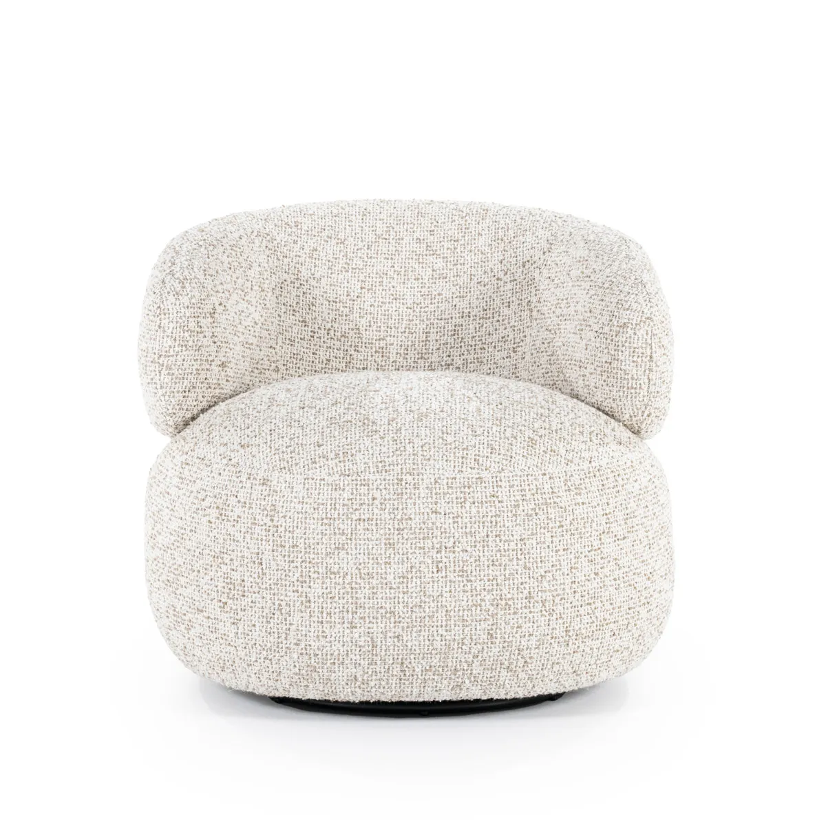 Sessel Maeve - beige Maywood auf weißem Hintergrund, von vorne fotografiert - Eleonora