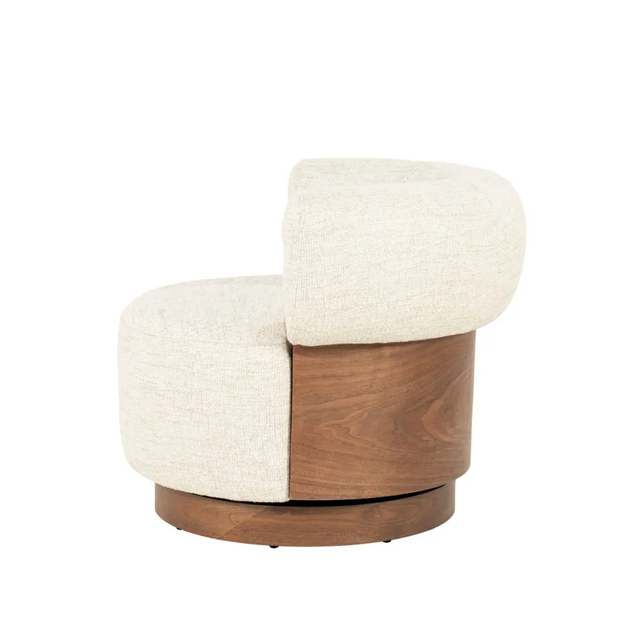 Sessel Nila braun - beige Vanu auf weißem Hintergrund, mit Holzsockel und beigem Stoffbezug - Eleonora