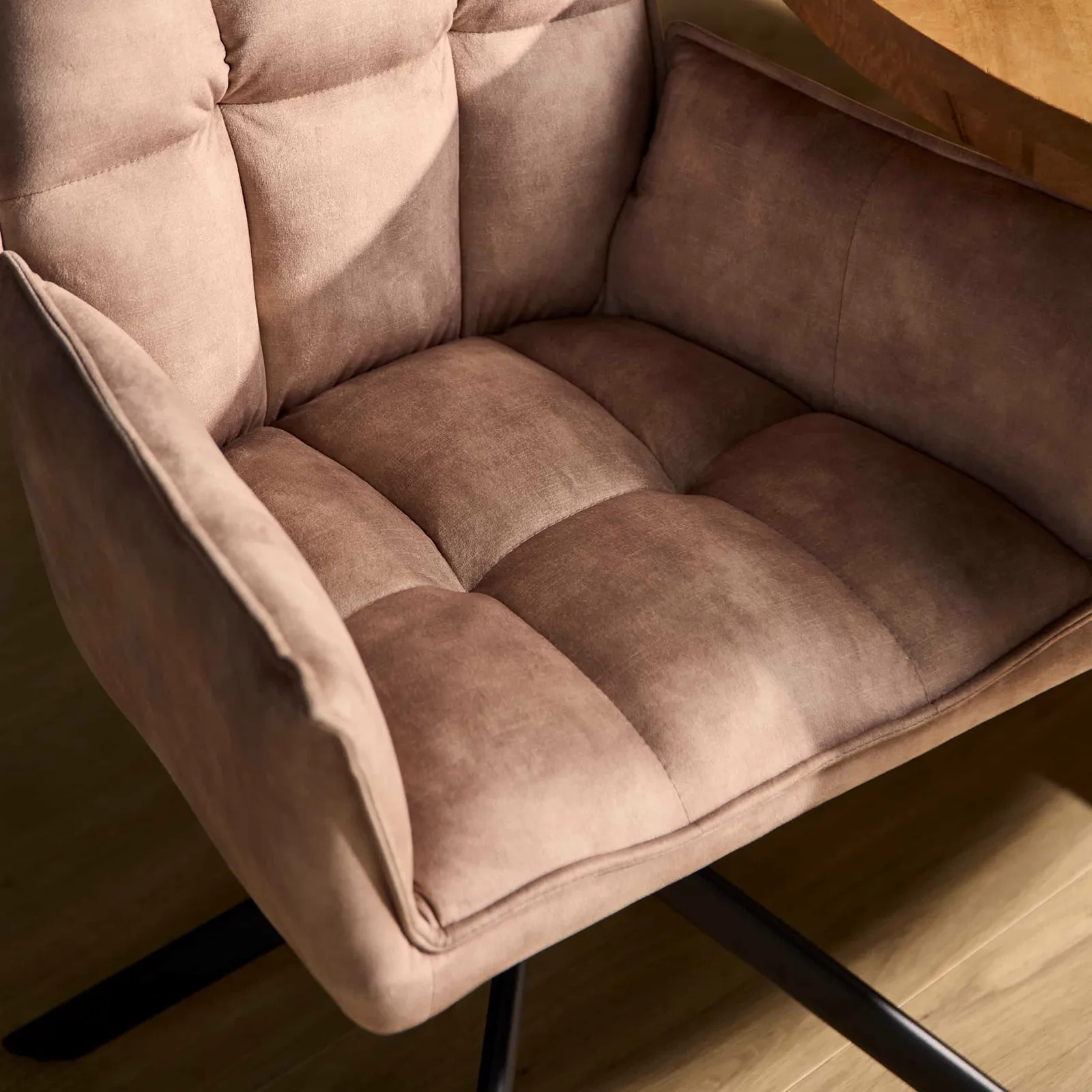 Dining chair Dani Beige Velvet Swivel - Starfurn