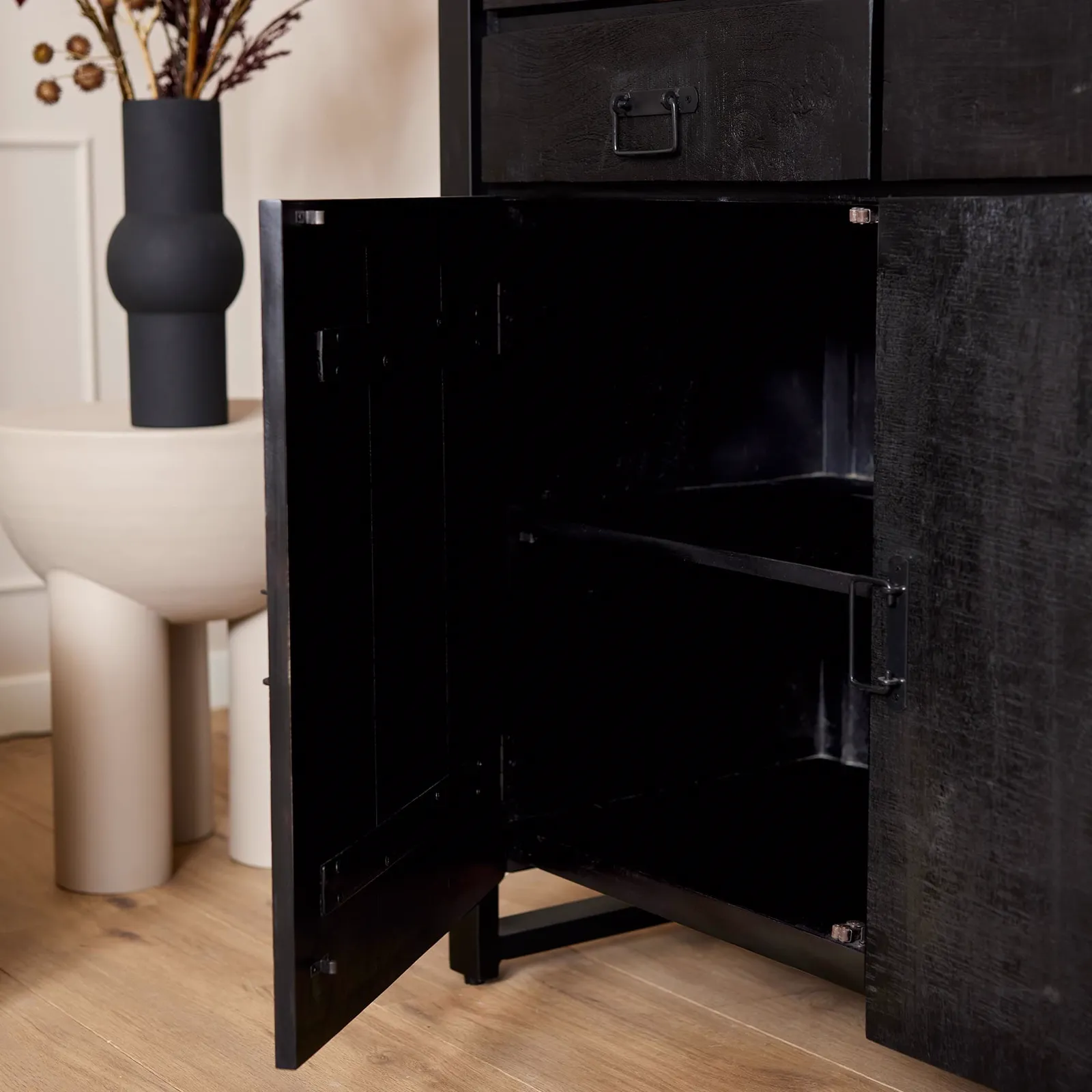 Display cabinet Boaz Black Mango Wood 115 cm - Starfurn